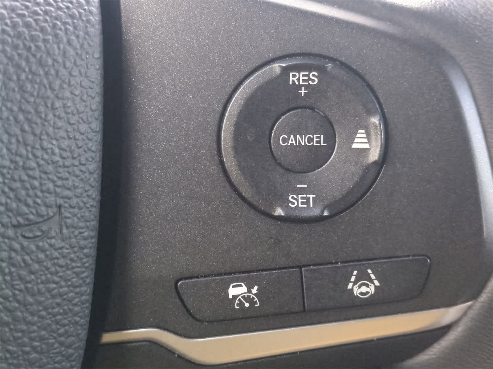 Thumbnail: 2023 Honda Odyssey - 27