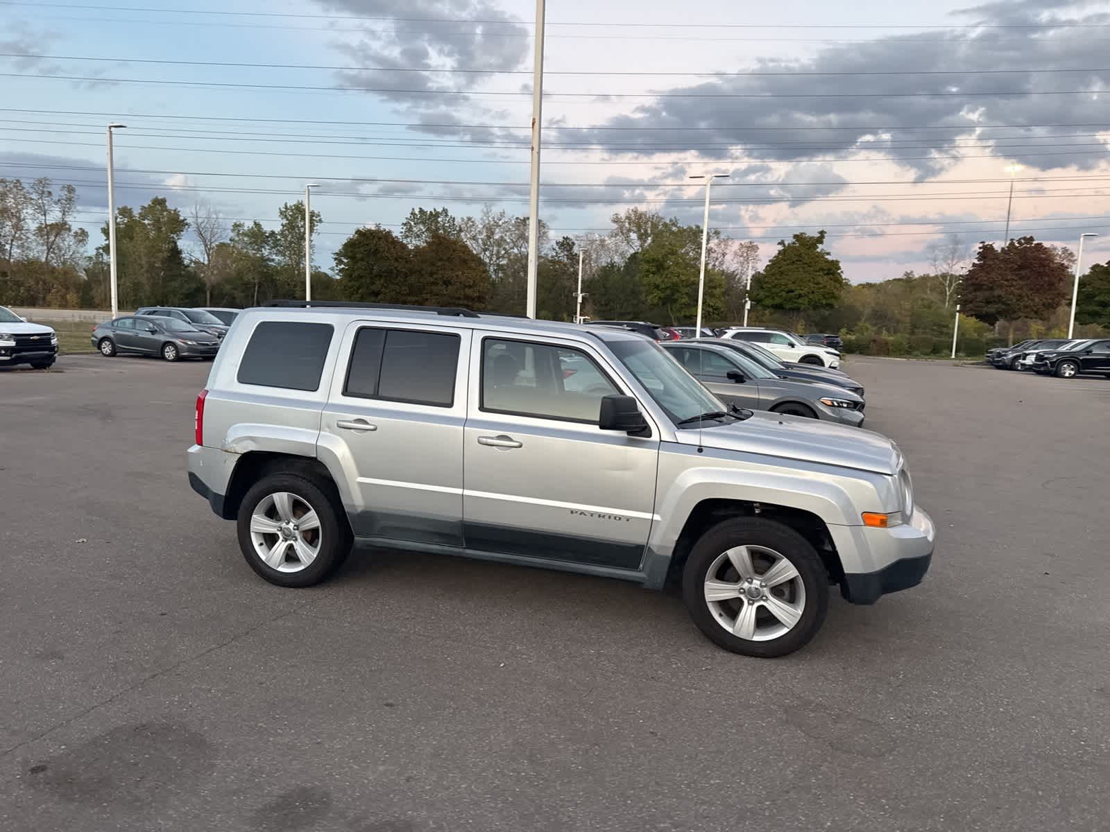 Thumbnail: 2011 Jeep Patriot - 9