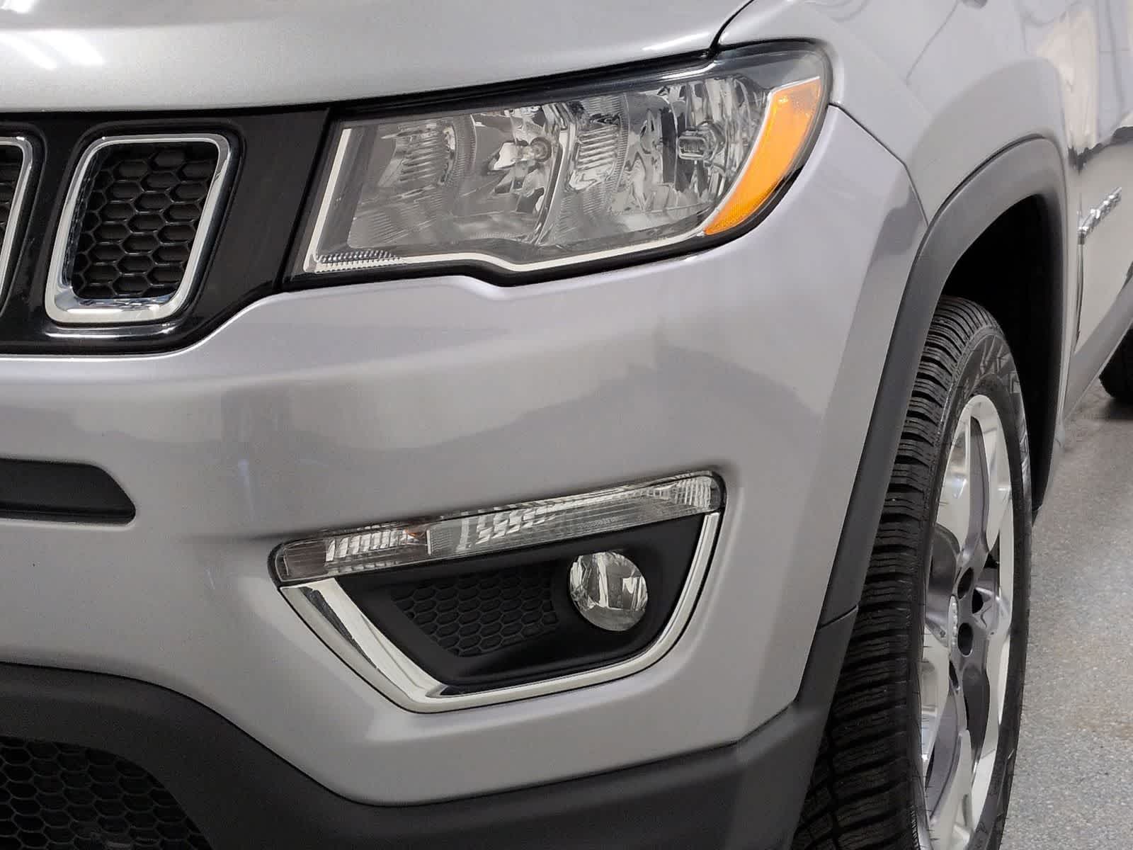 Thumbnail: 2020 Jeep Compass - 11