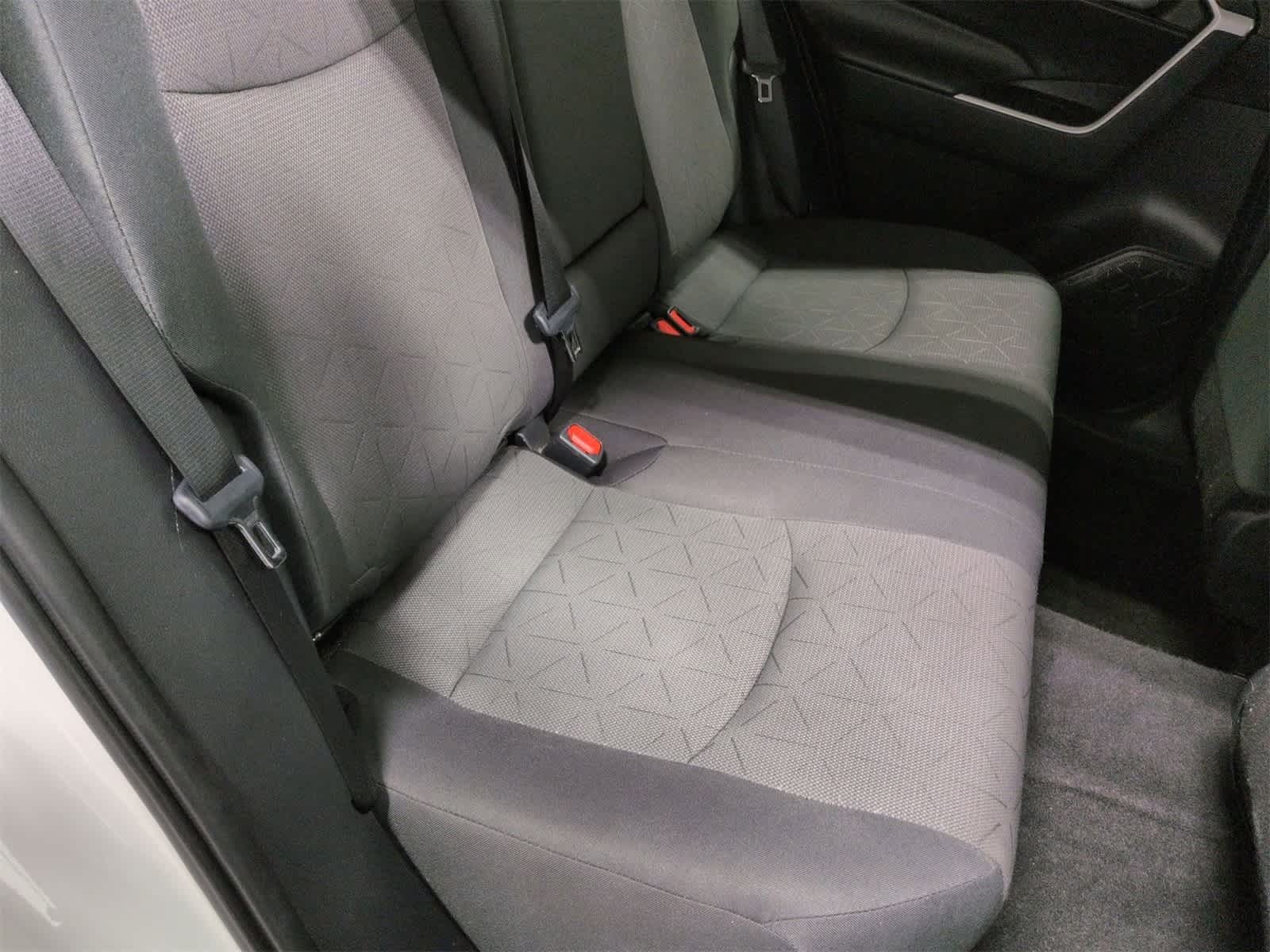 Thumbnail: 2024 Toyota RAV4 - 21