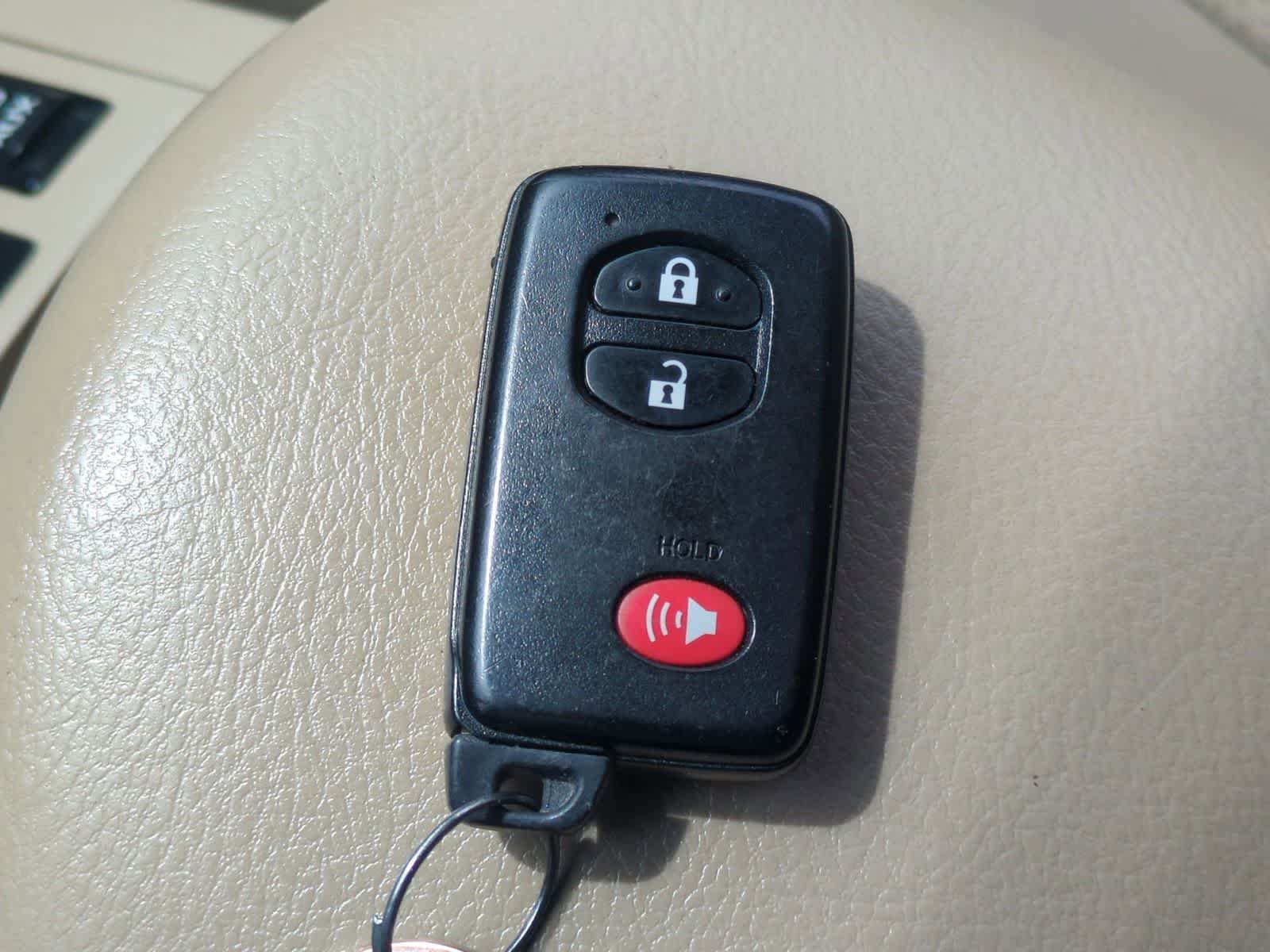Thumbnail: 2012 Toyota RAV4 - 35