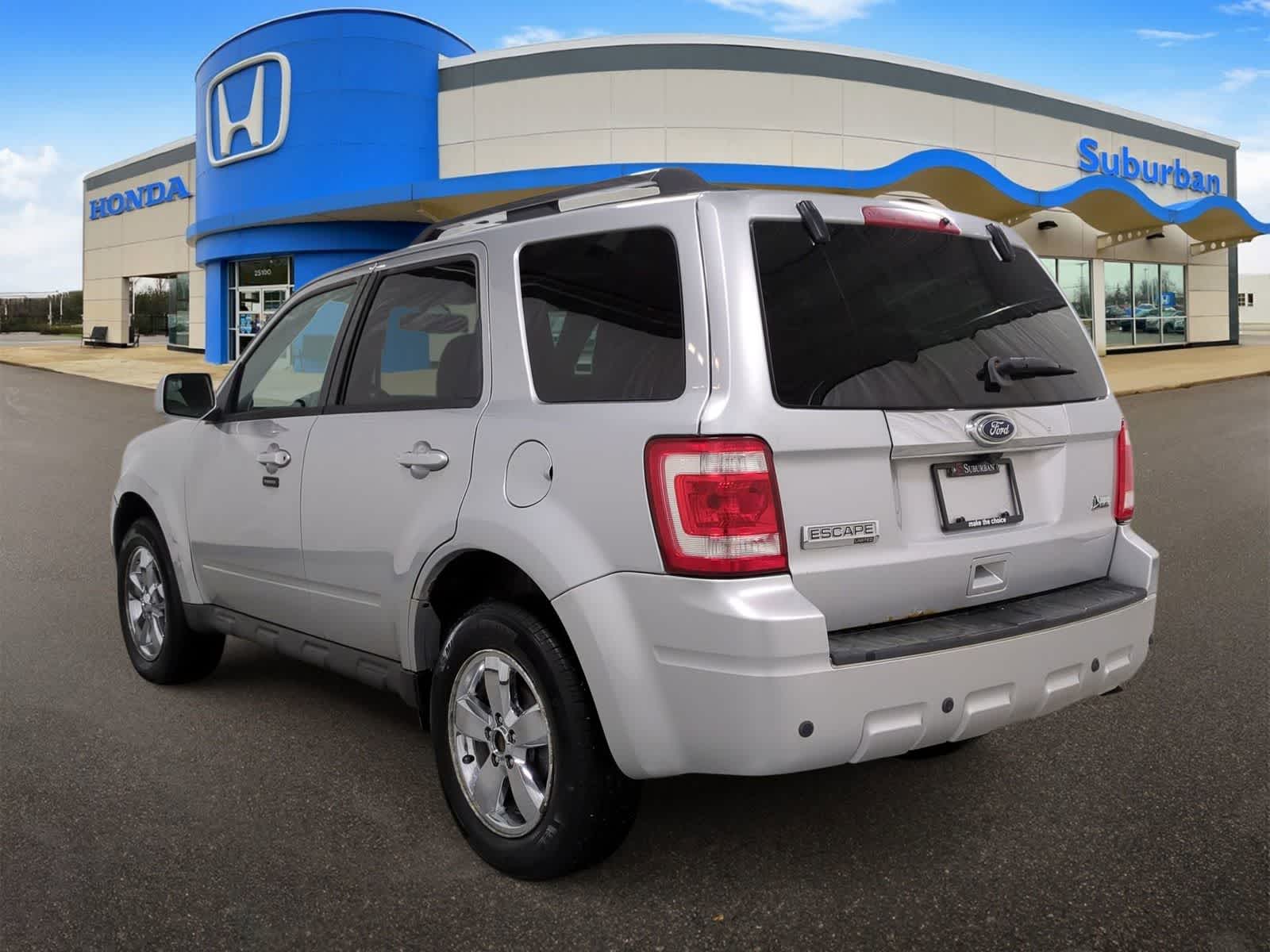 Thumbnail: 2010 Ford Escape - 6