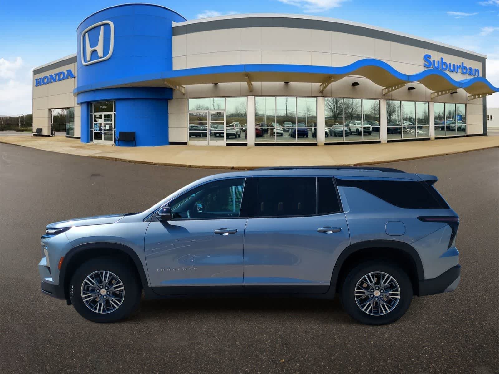 Thumbnail: 2025 Chevrolet Traverse - 5