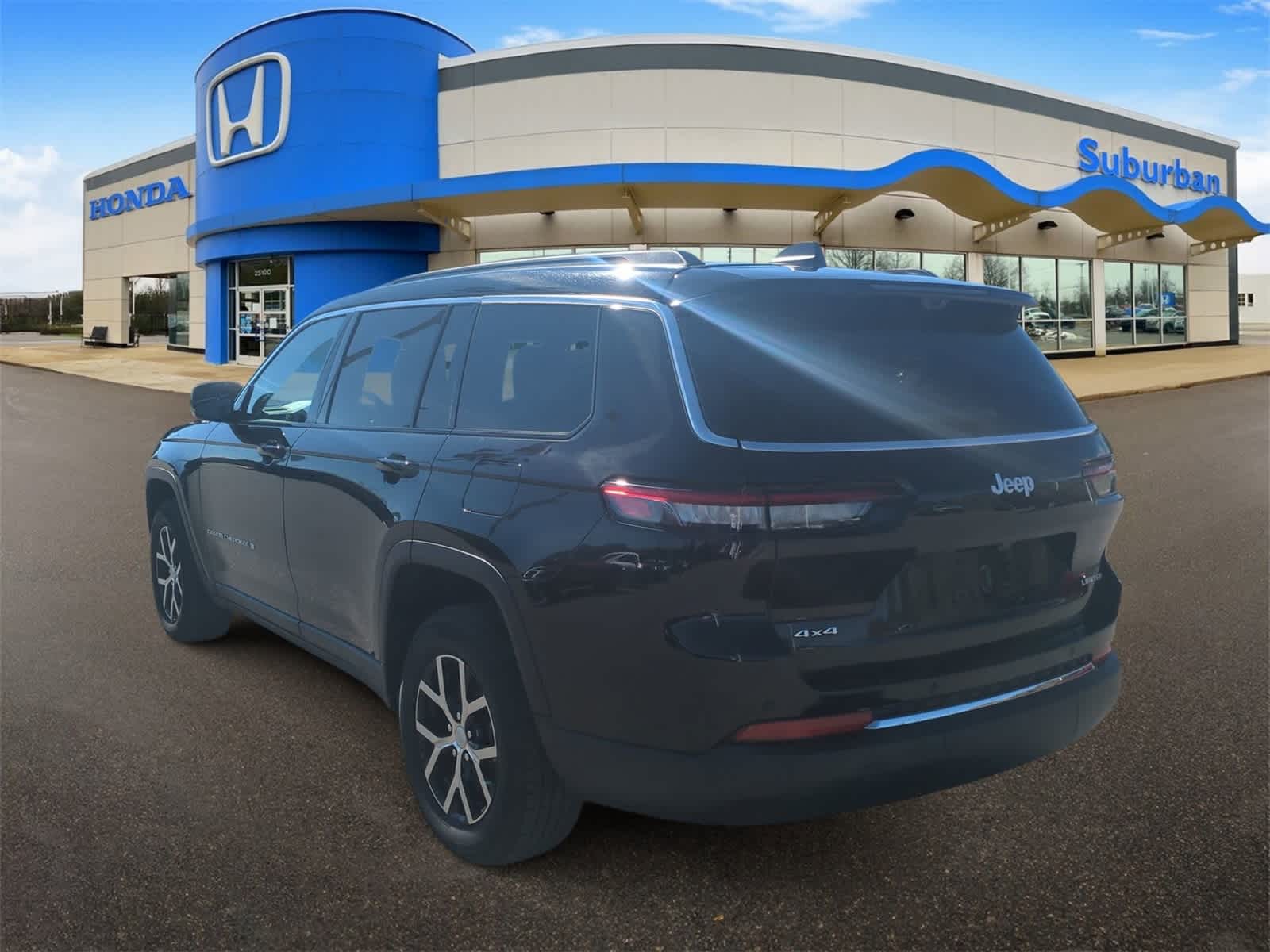 Thumbnail: 2024 Jeep Grand Cherokee L - 6