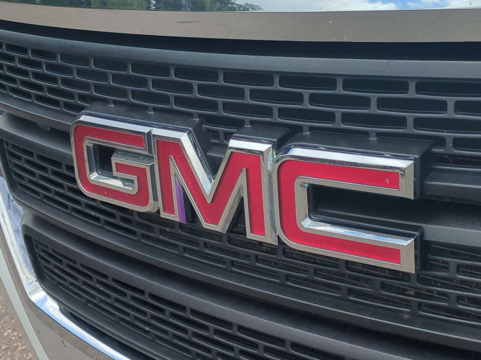 Thumbnail: 2011 GMC Terrain - 12