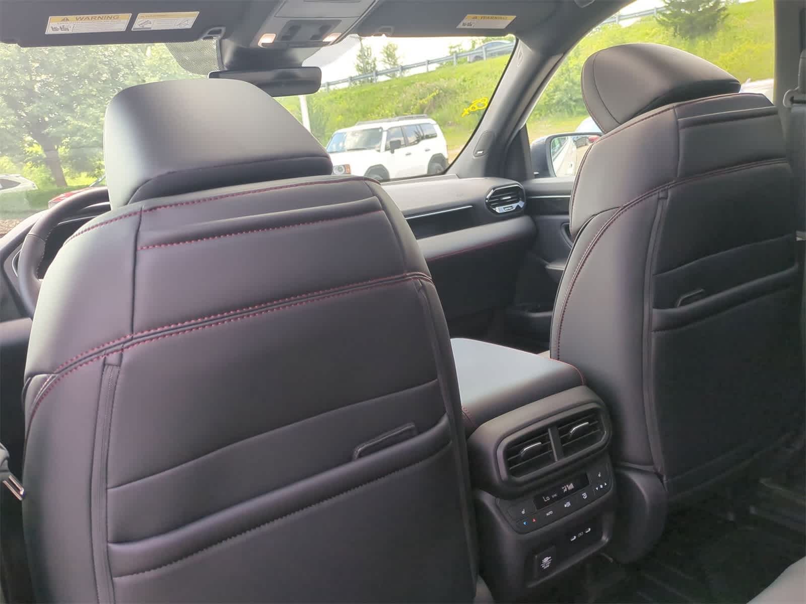 Thumbnail: 2025 Honda Pilot - 18