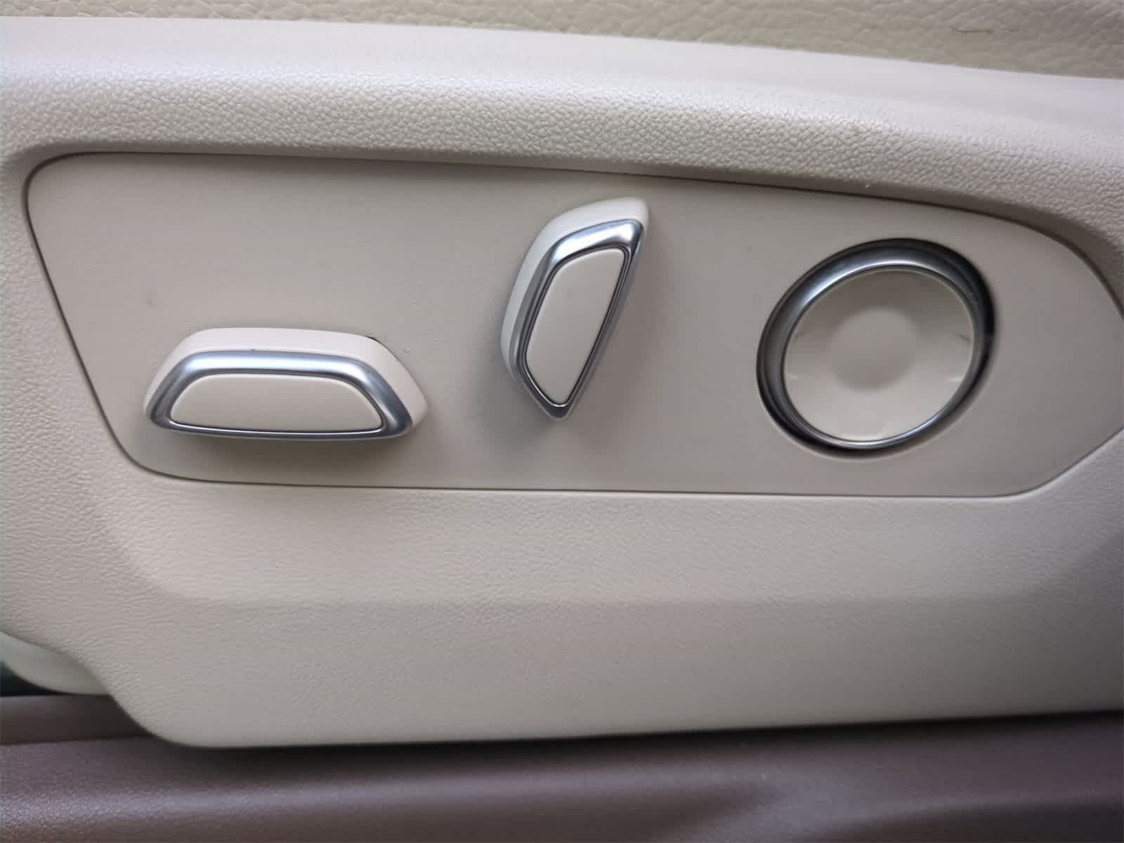 Thumbnail: 2021 GMC Yukon - 18