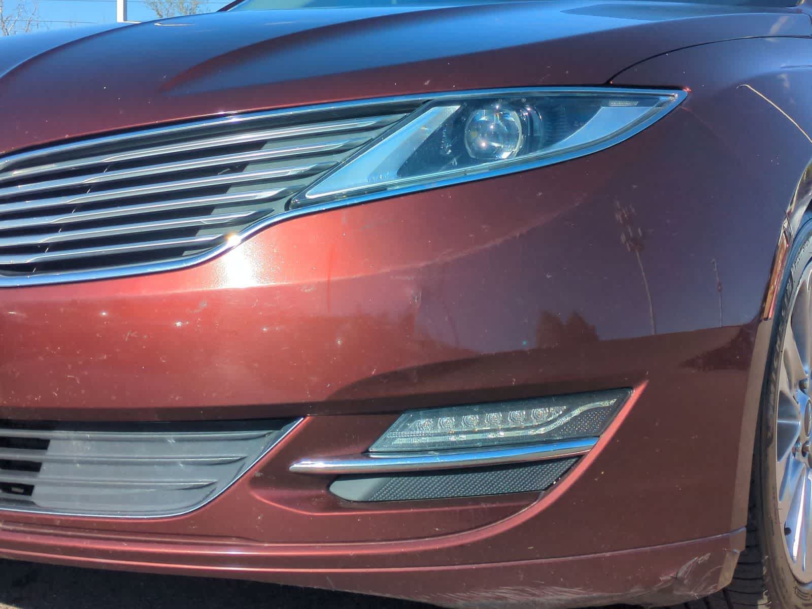 Thumbnail: 2015 Lincoln MKZ - 11
