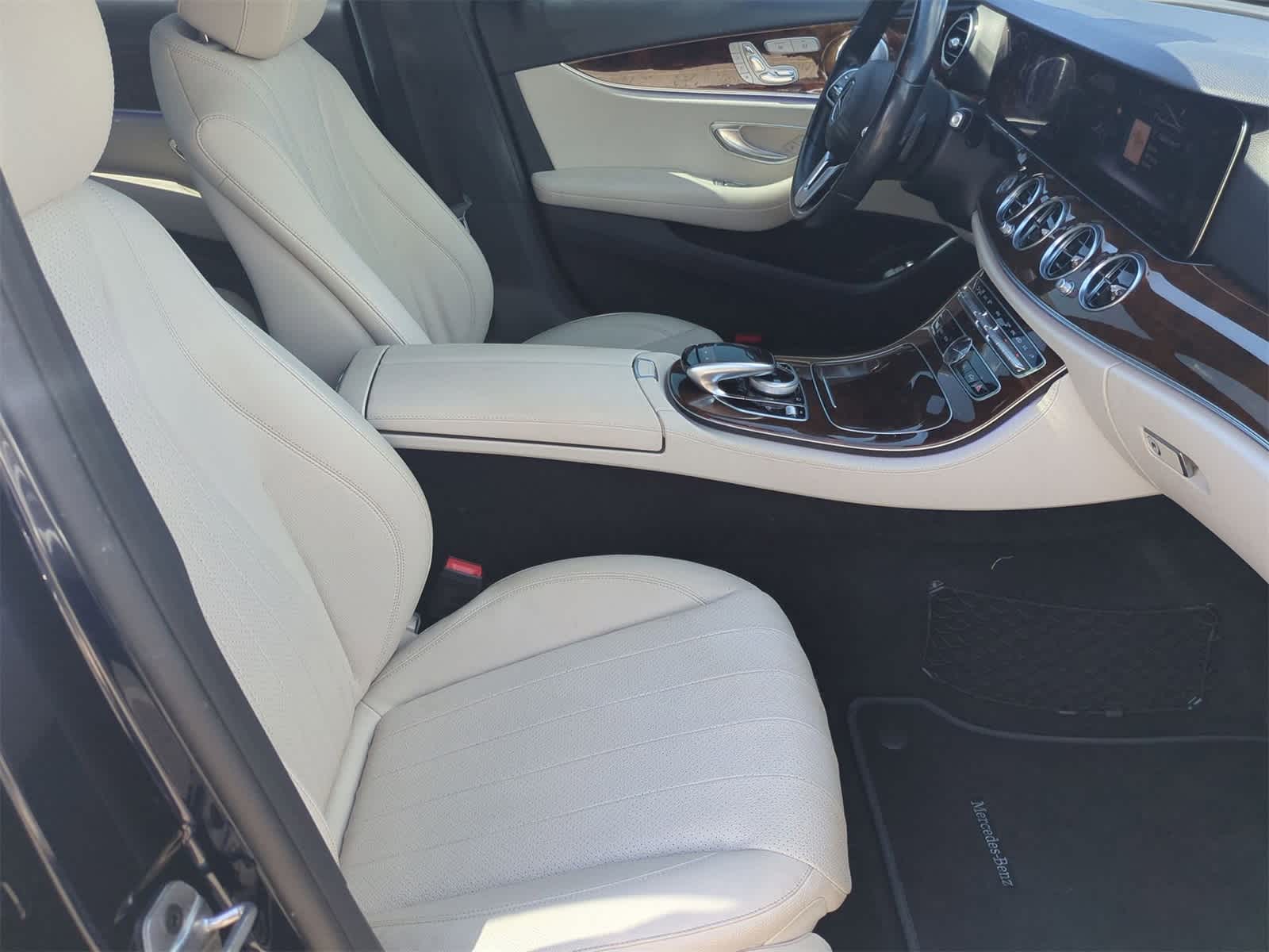 Thumbnail: 2020 Mercedes-Benz E-Class - 23