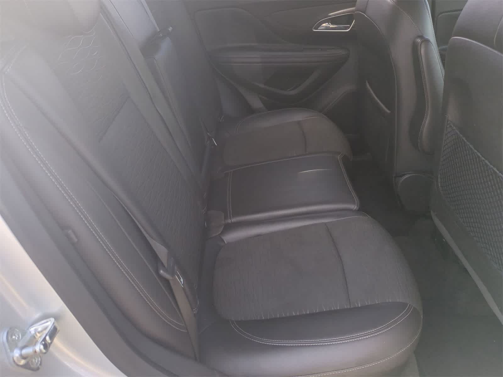 Thumbnail: 2016 Buick Encore - 20
