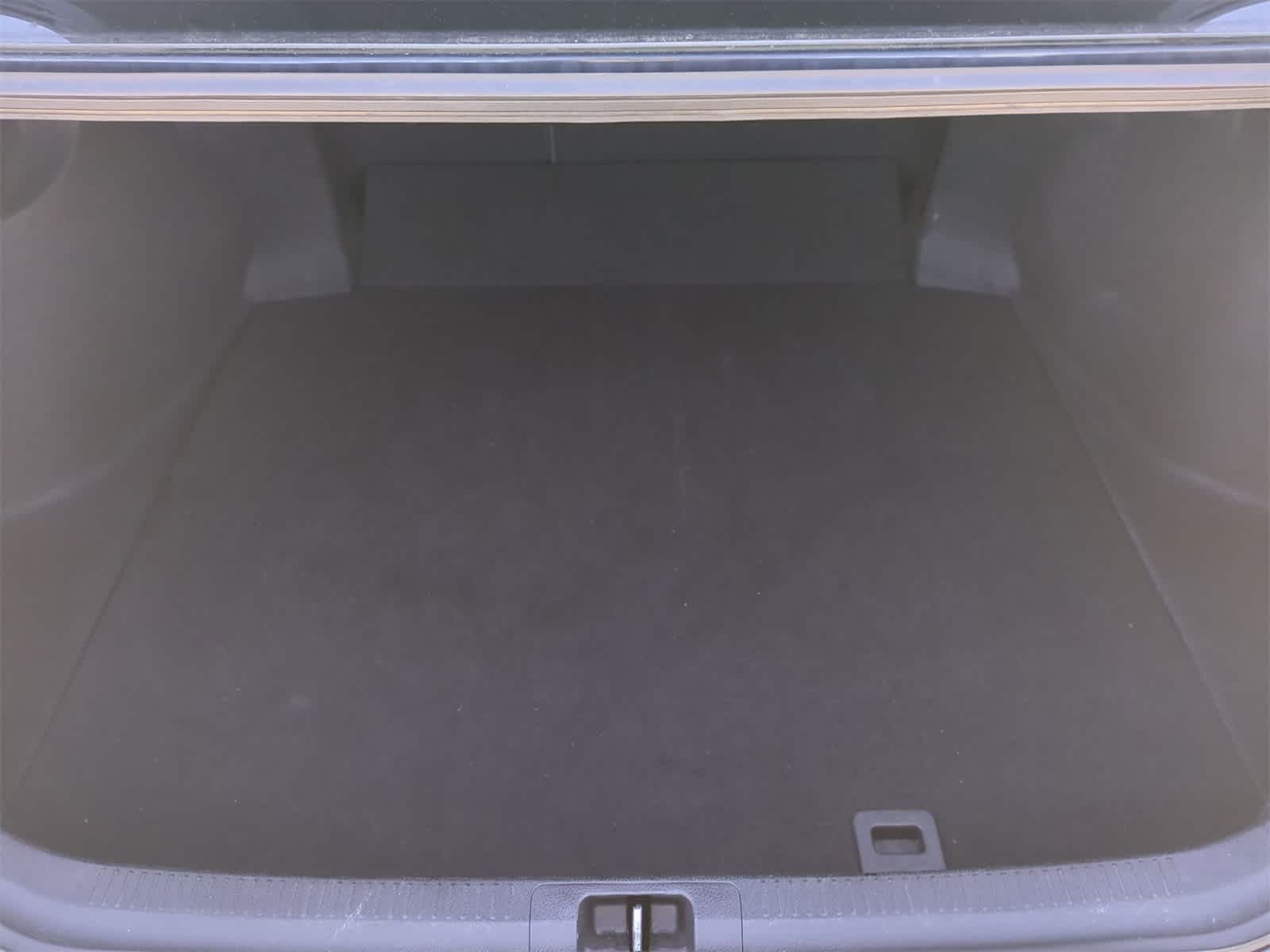 Thumbnail: 2021 Toyota Camry - 32