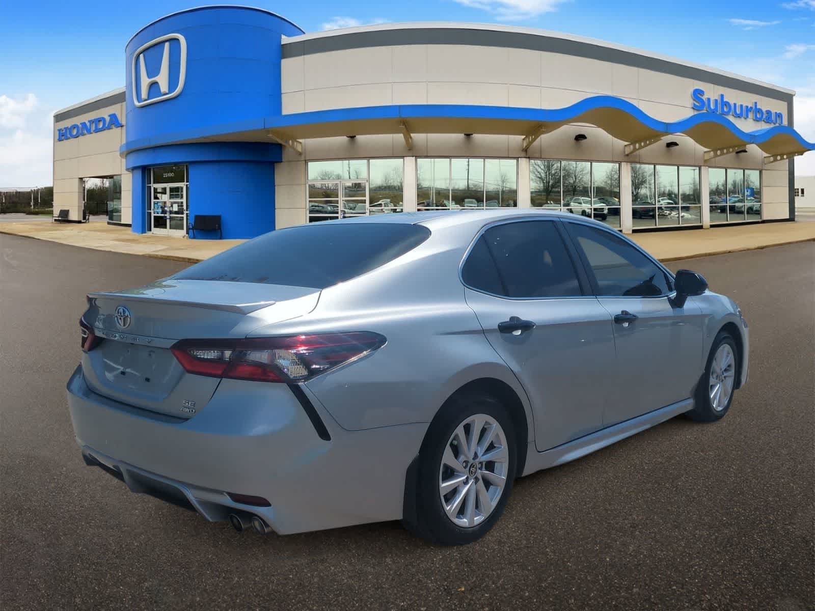 Thumbnail: 2024 Toyota Camry - 8