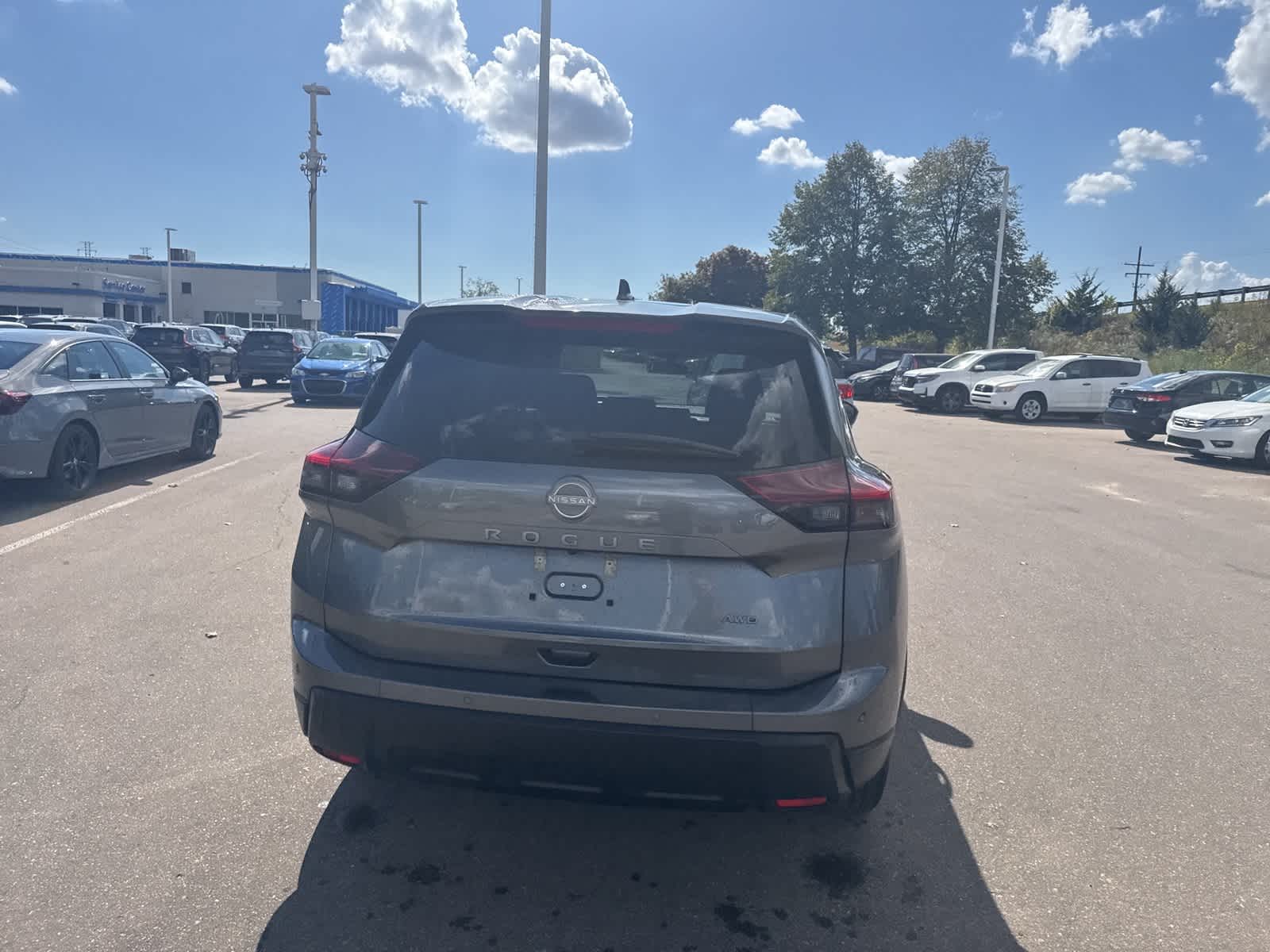 Thumbnail: 2025 Nissan Rogue - 15
