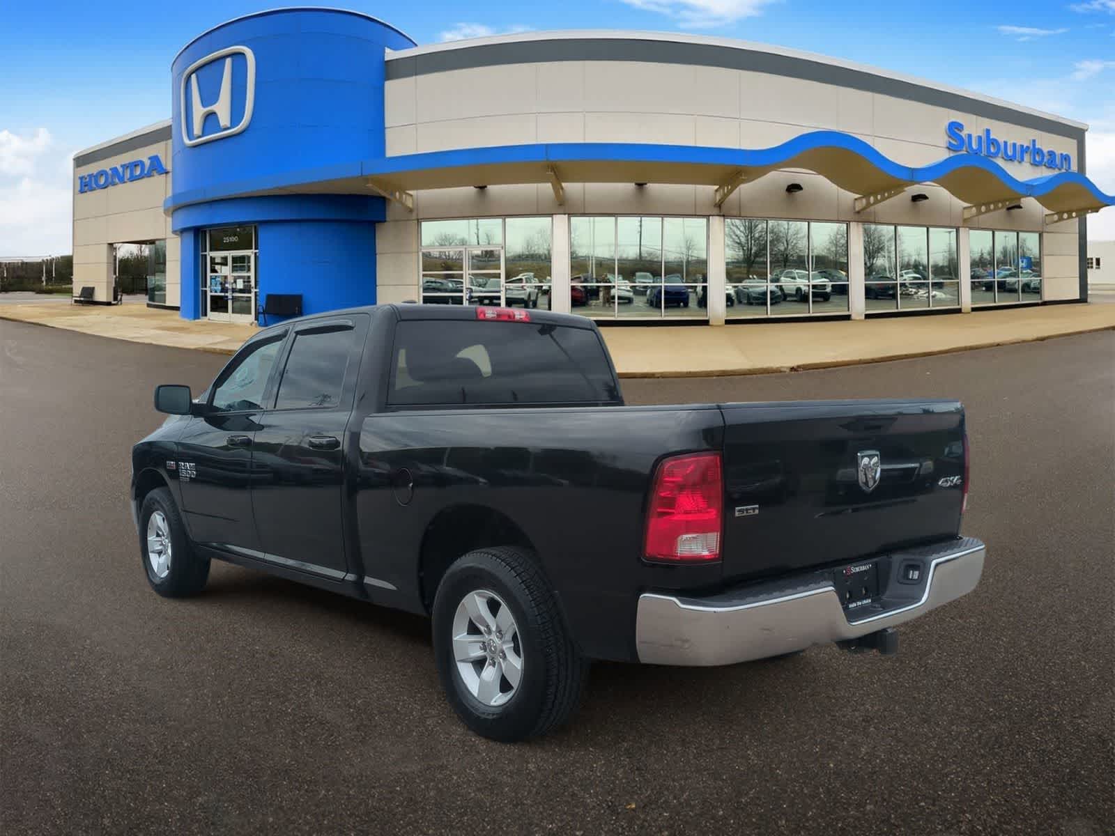 Thumbnail: 2021 RAM 1500 Classic - 6