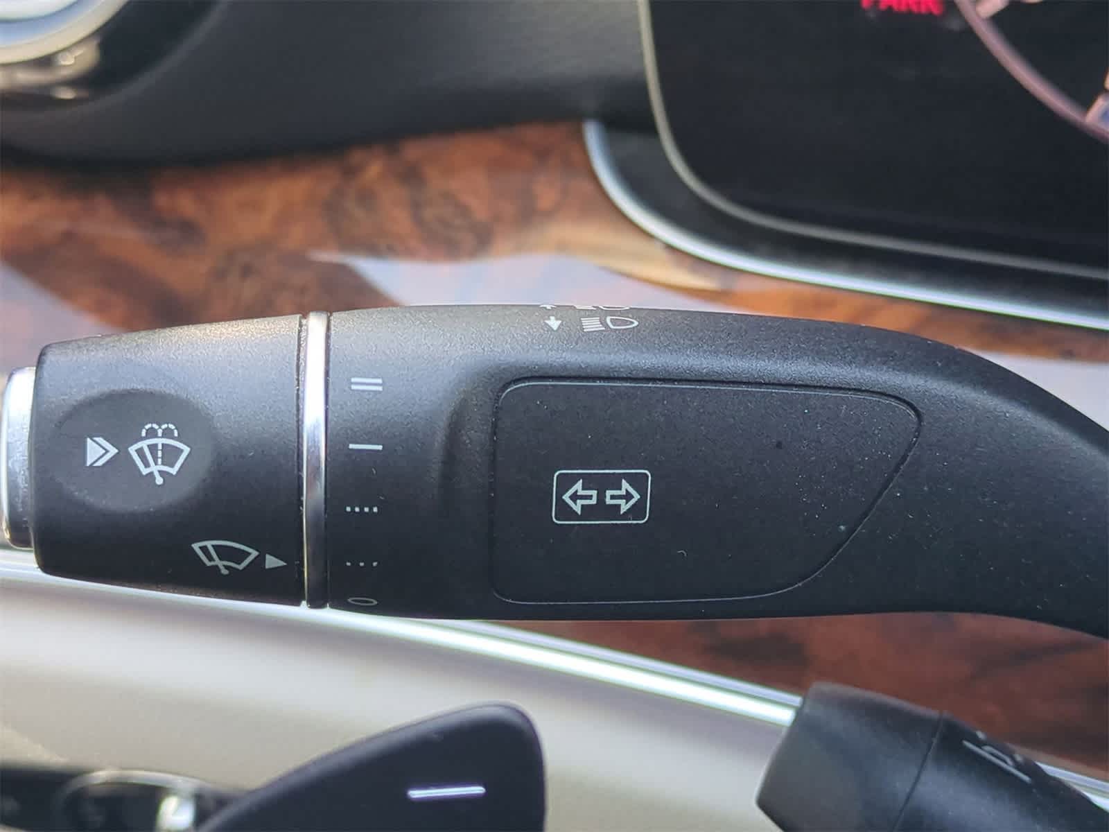 Thumbnail: 2020 Mercedes-Benz E-Class - 28