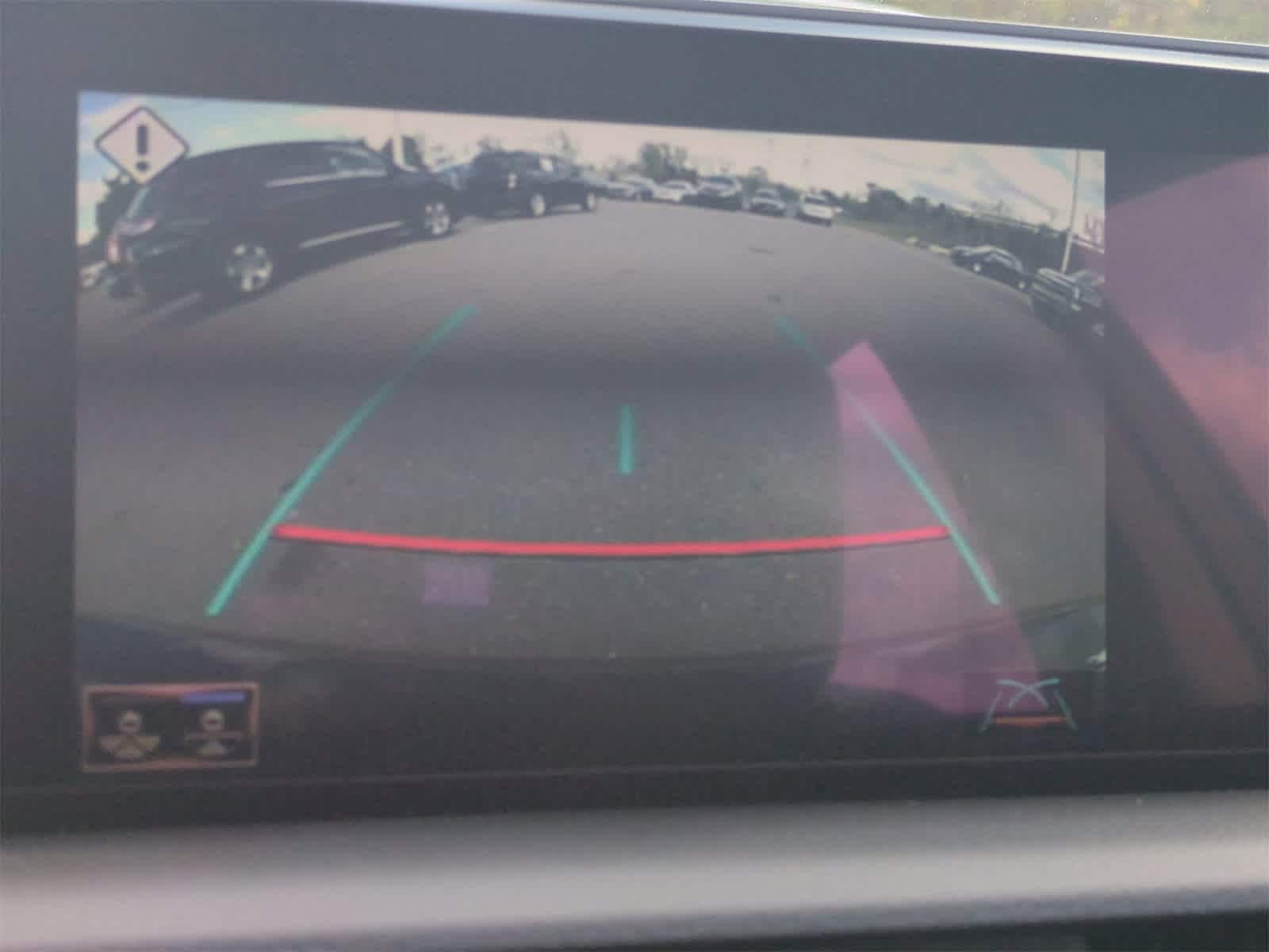 Thumbnail: 2020 Lexus ES - 31