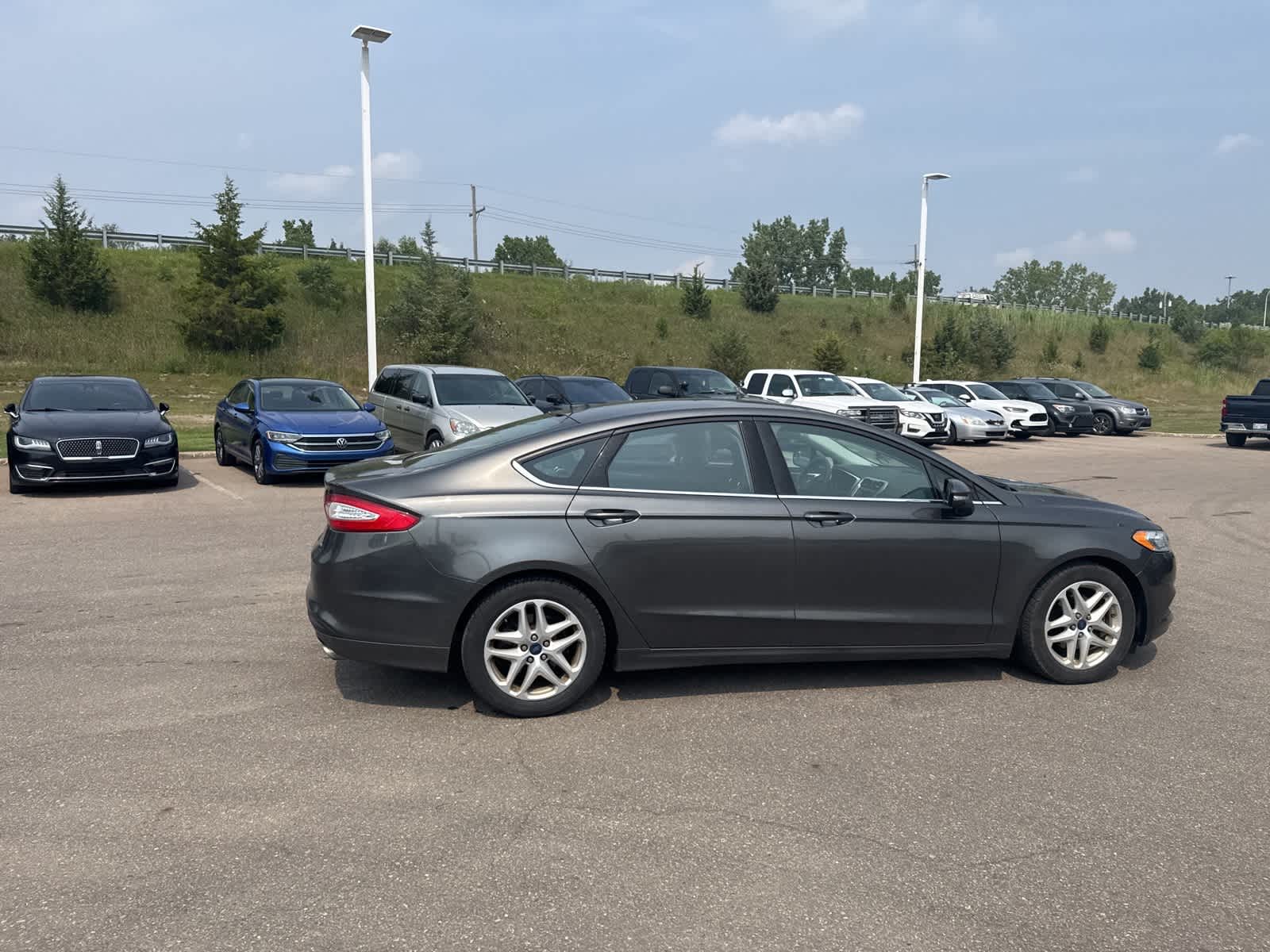 Thumbnail: 2015 Ford Fusion - 18