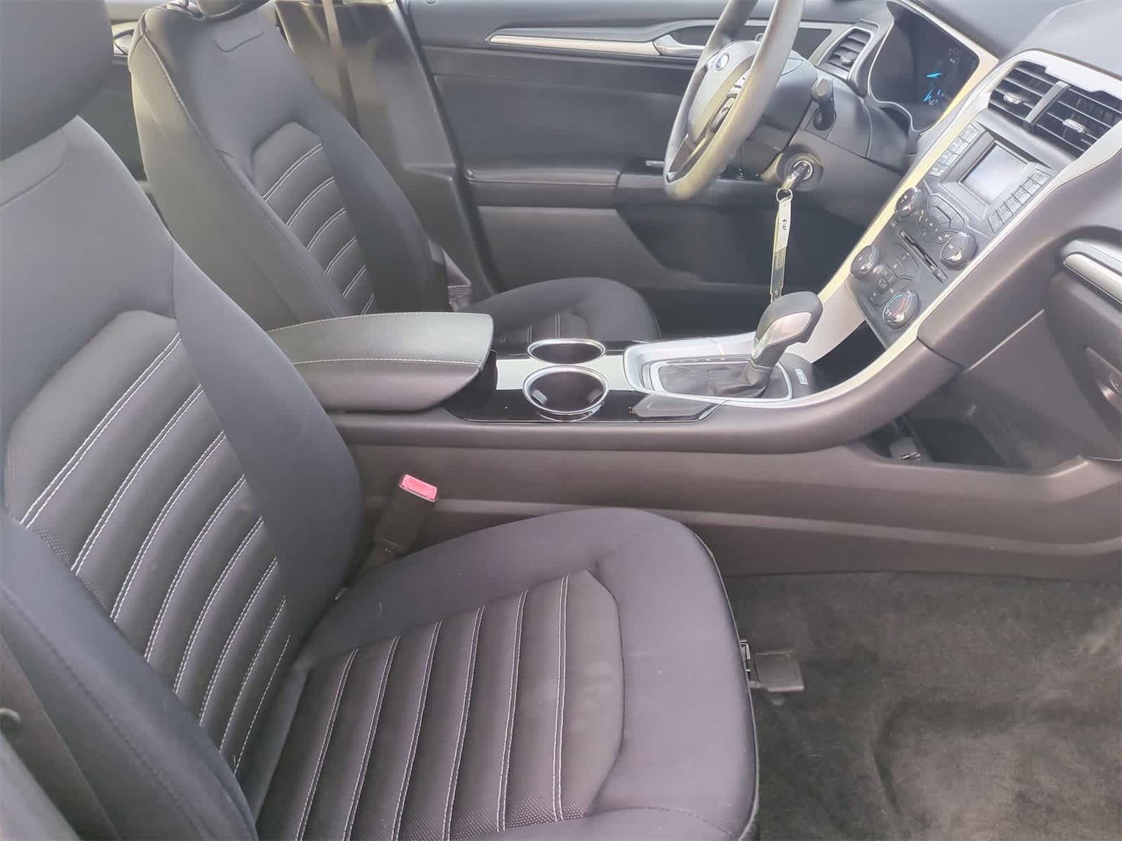 Thumbnail: 2014 Ford Fusion - 11