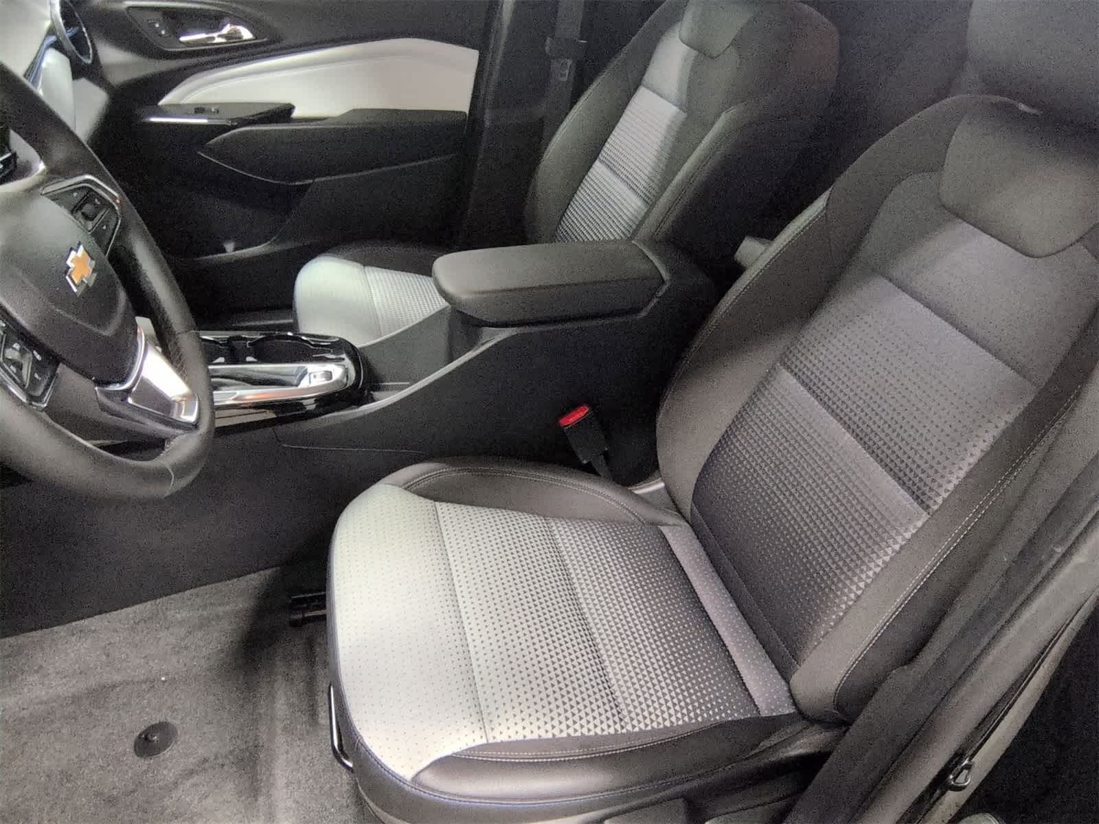 Thumbnail: 2025 Chevrolet Trax - 17