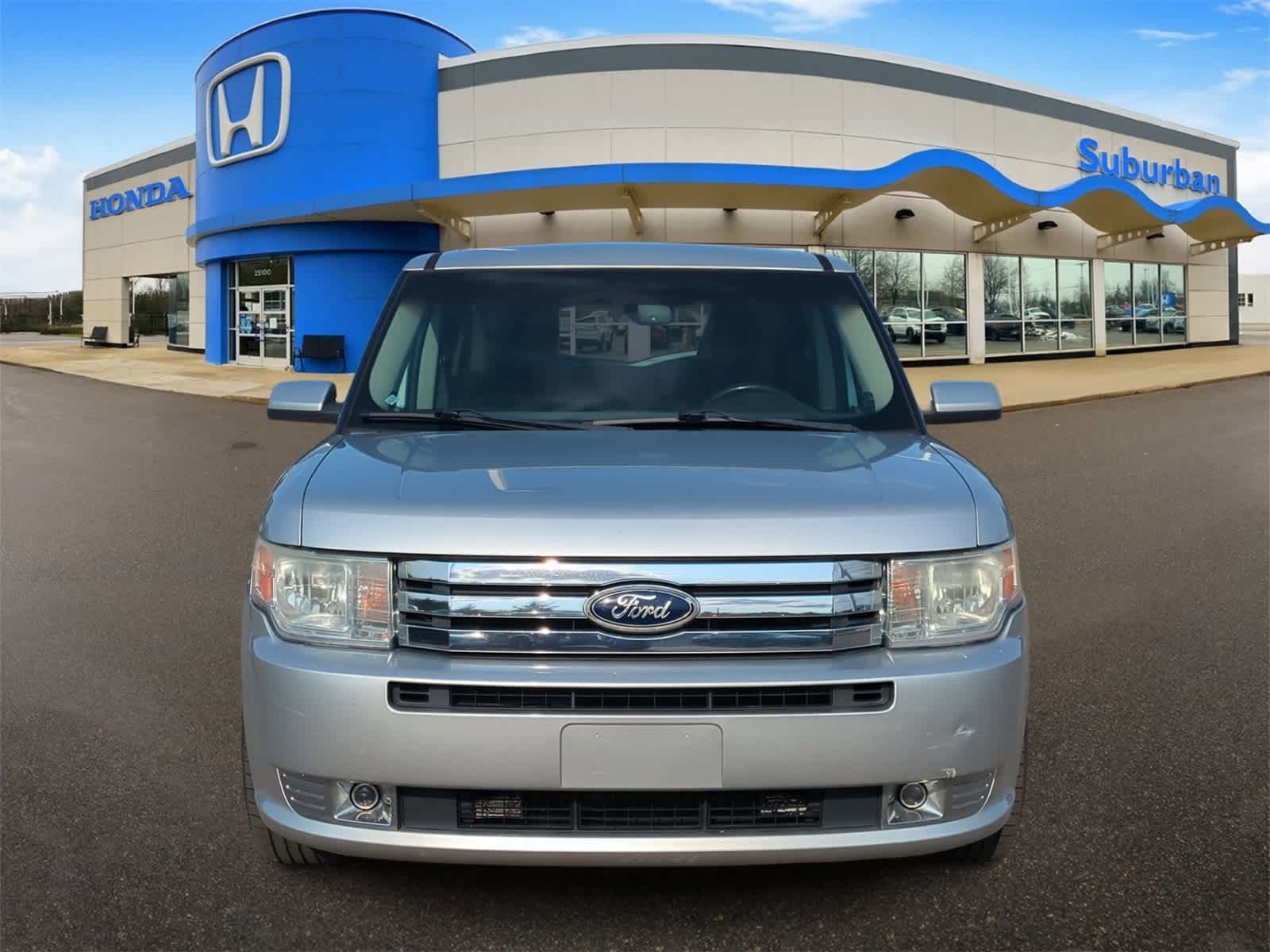 Thumbnail: 2011 Ford Flex - 3