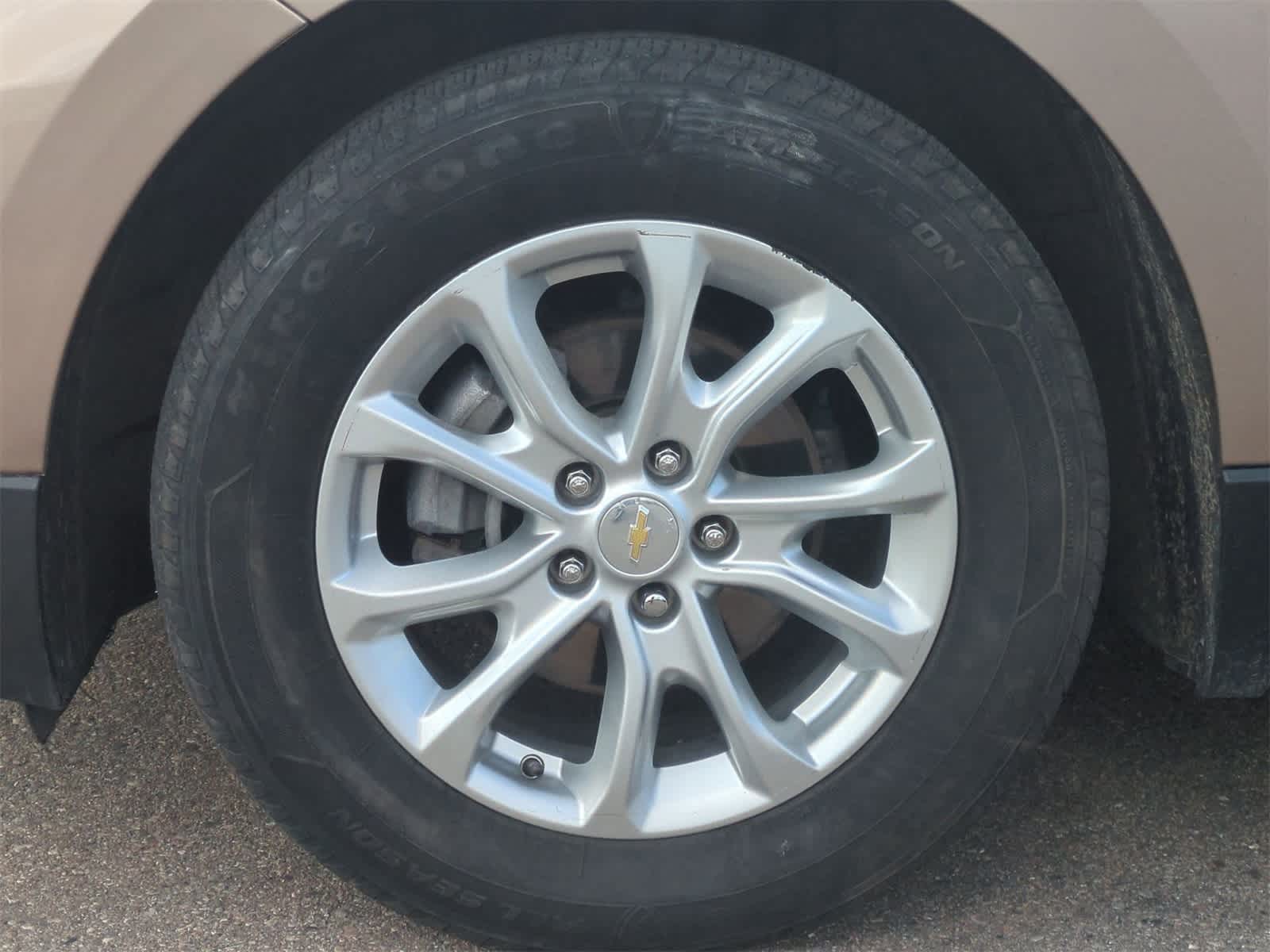 Thumbnail: 2018 Chevrolet Equinox - 14
