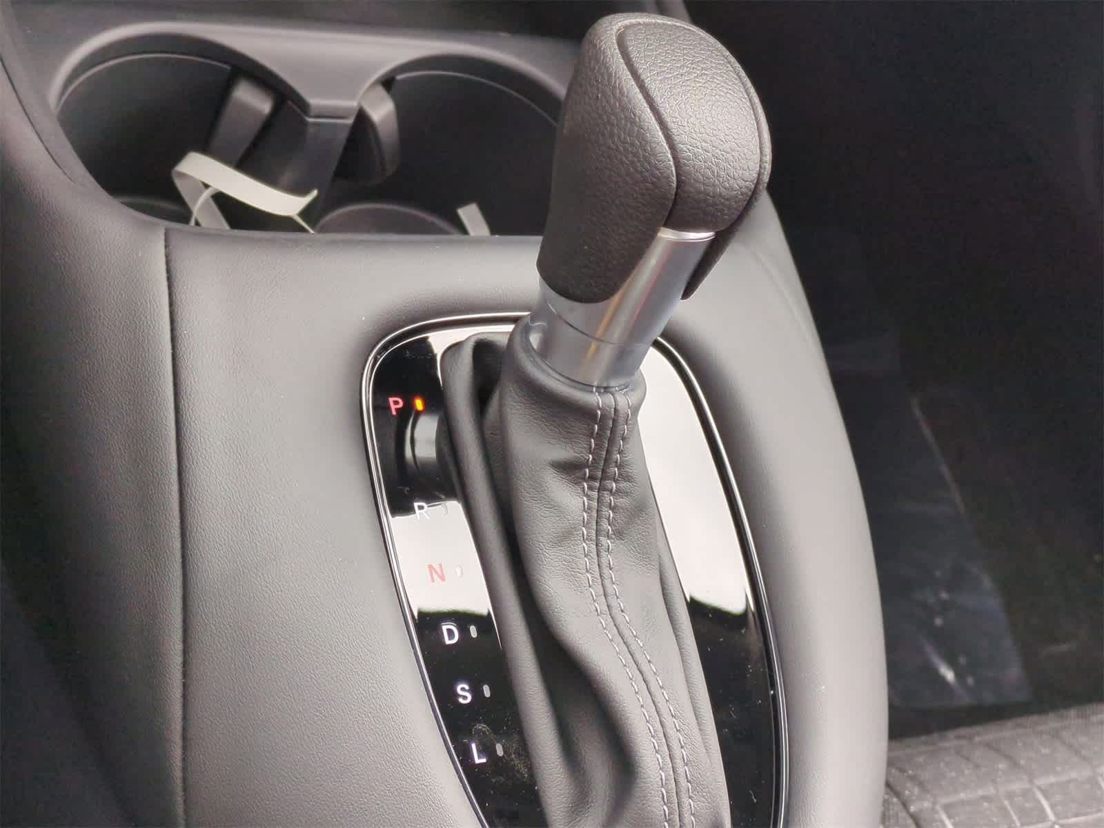 Thumbnail: 2025 Honda HR-V - 31