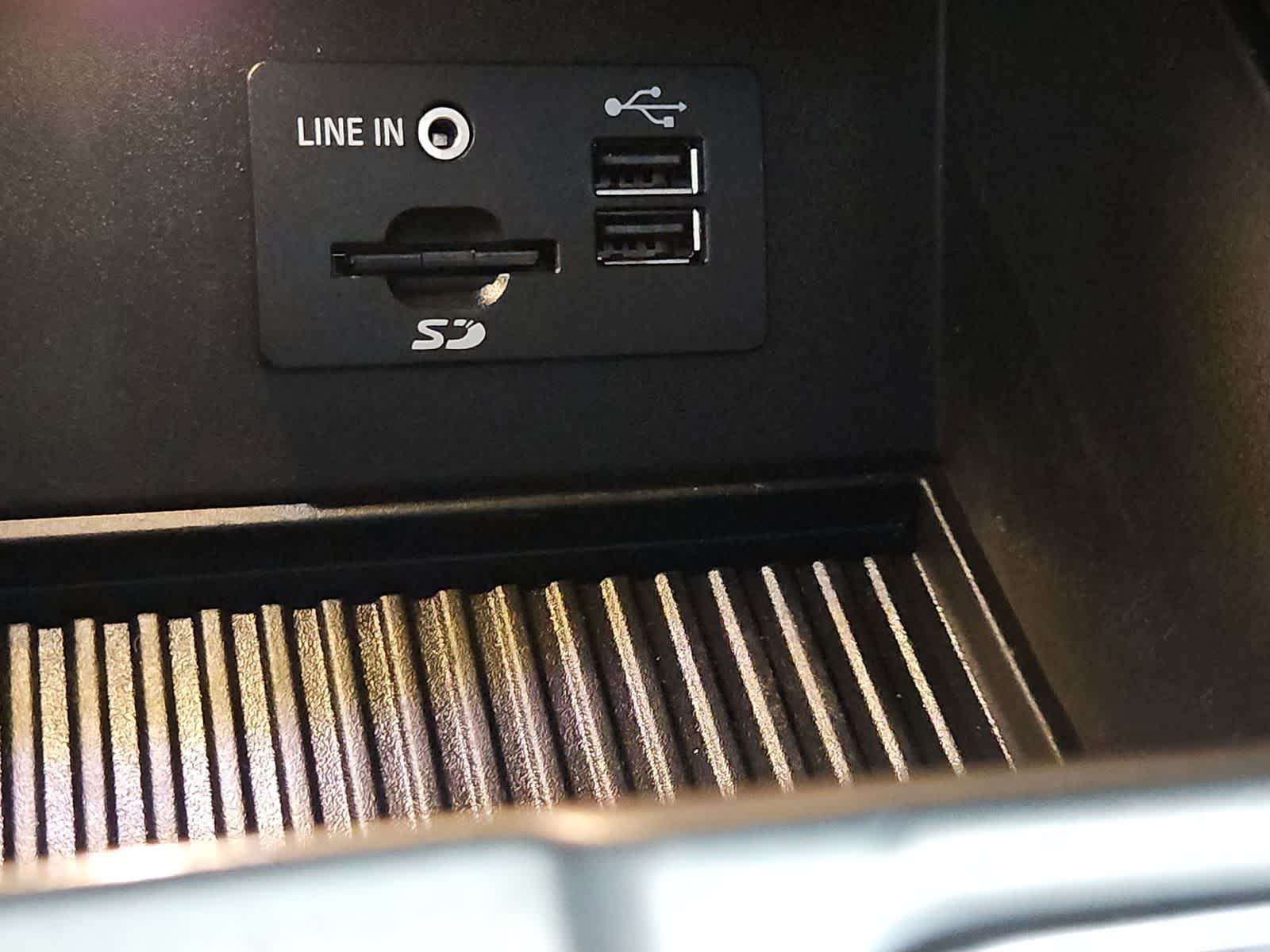 Thumbnail: 2015 Ford F-150 - 31