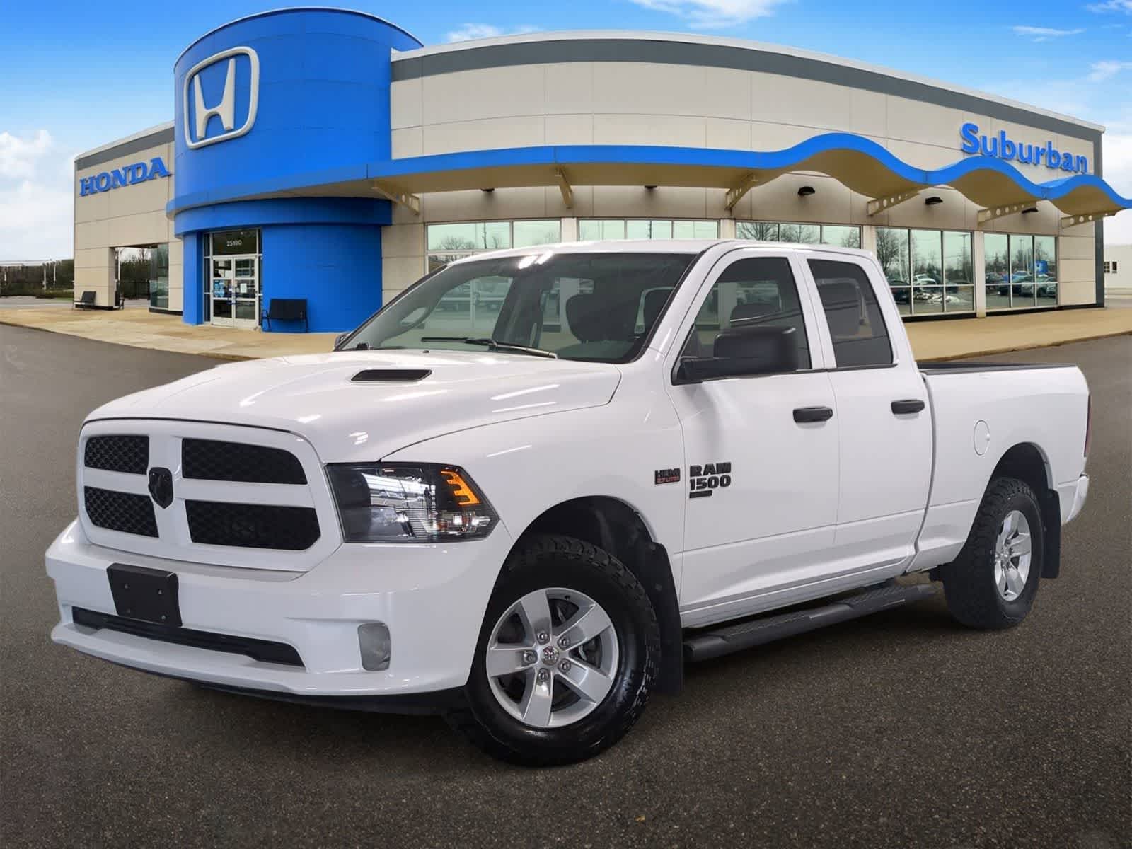 Thumbnail: 2019 RAM 1500 Classic - 1