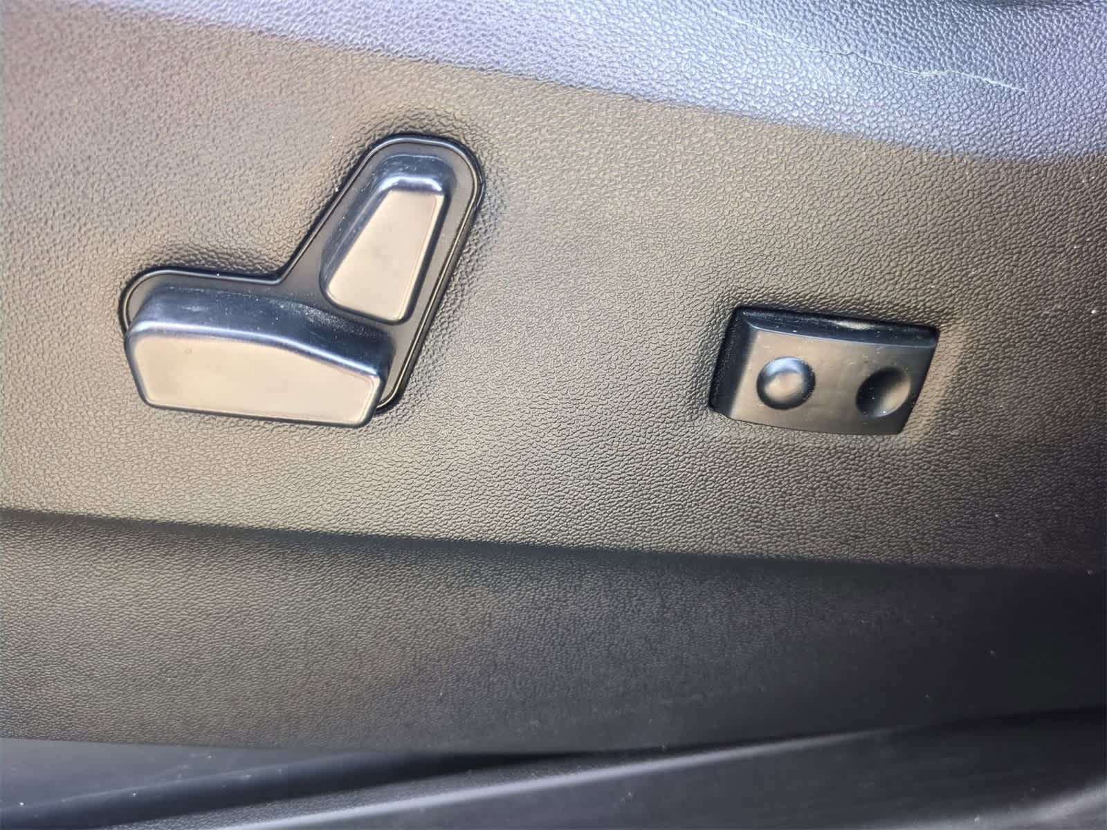 Thumbnail: 2019 Dodge Grand Caravan - 17
