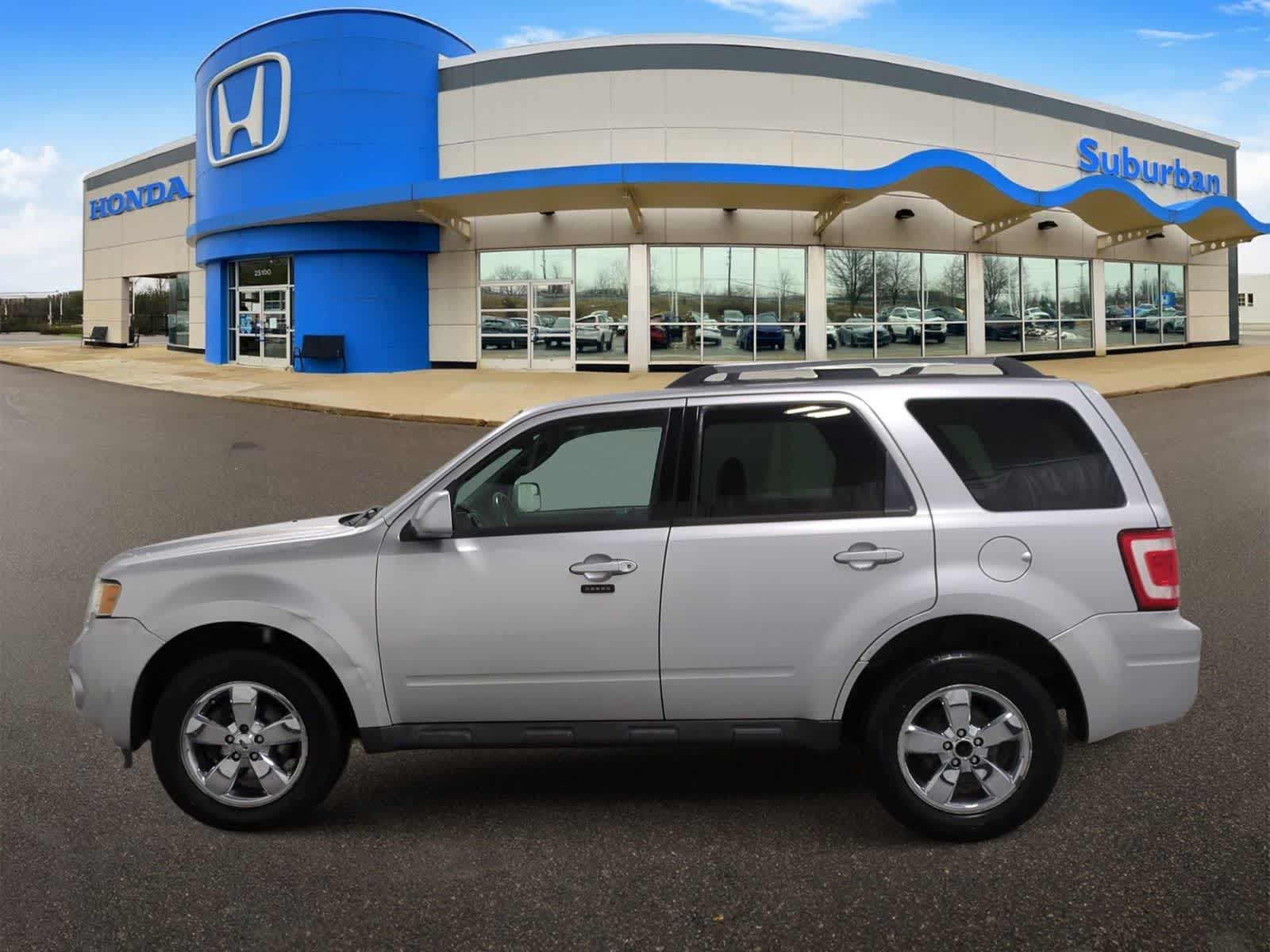 Thumbnail: 2010 Ford Escape - 5