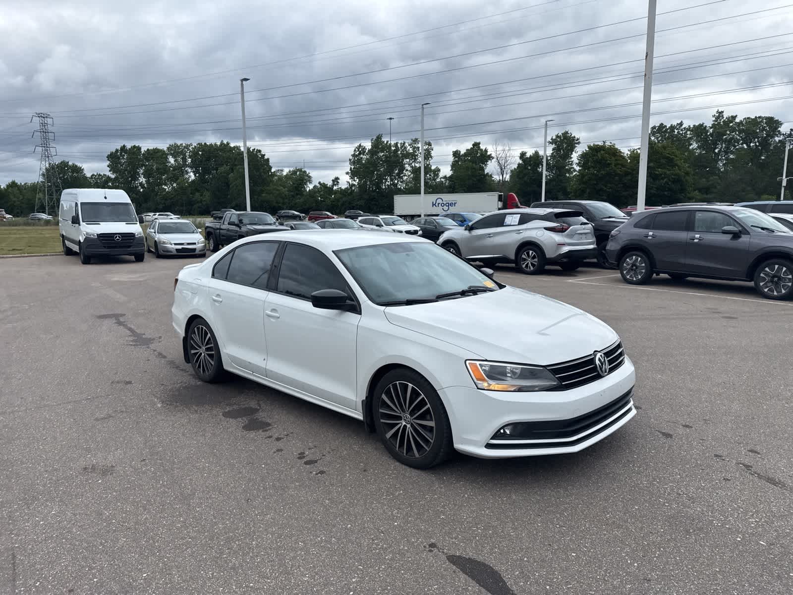 Thumbnail: 2016 Volkswagen Jetta - 9