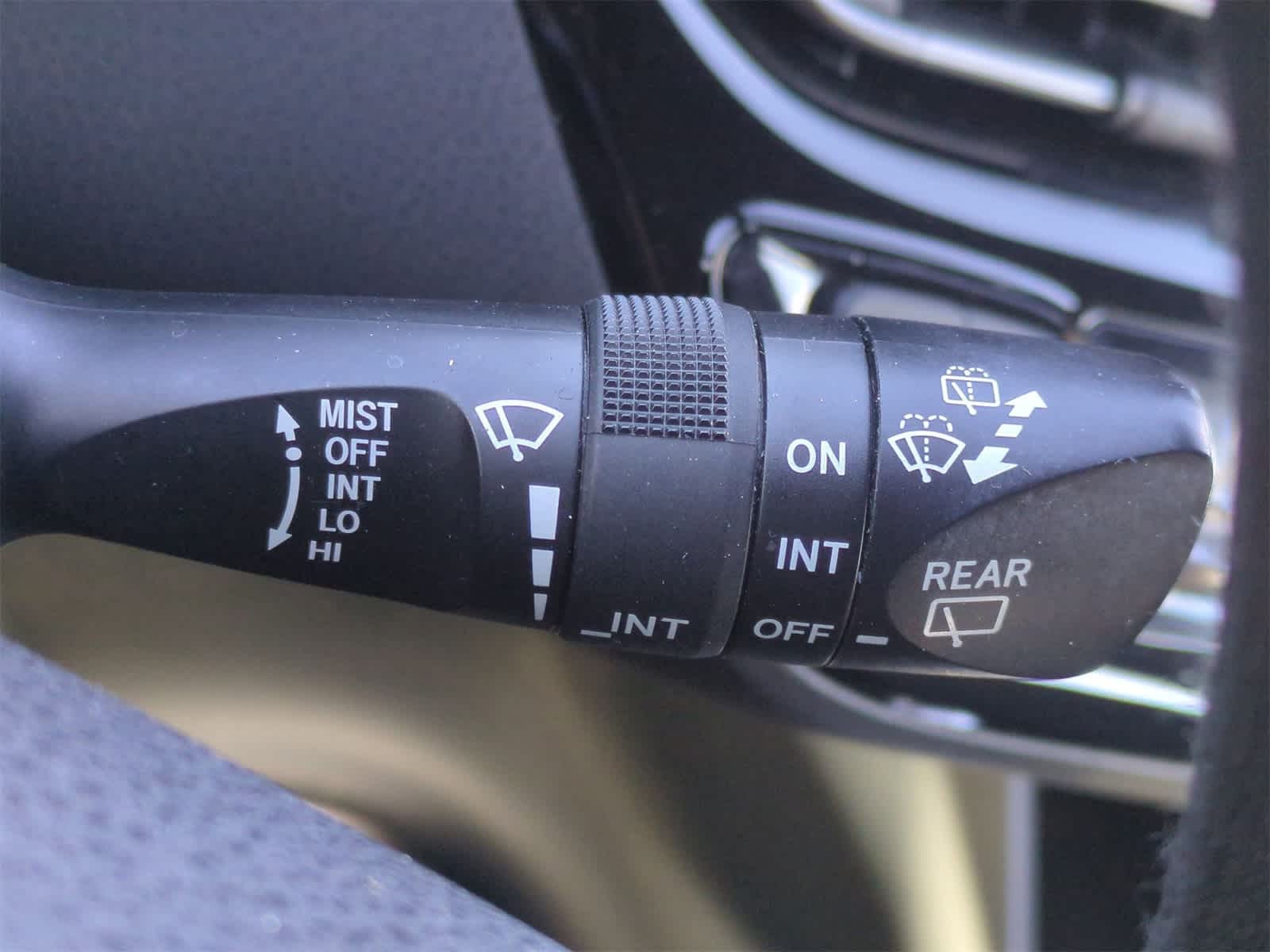 Thumbnail: 2019 Toyota C-HR - 25