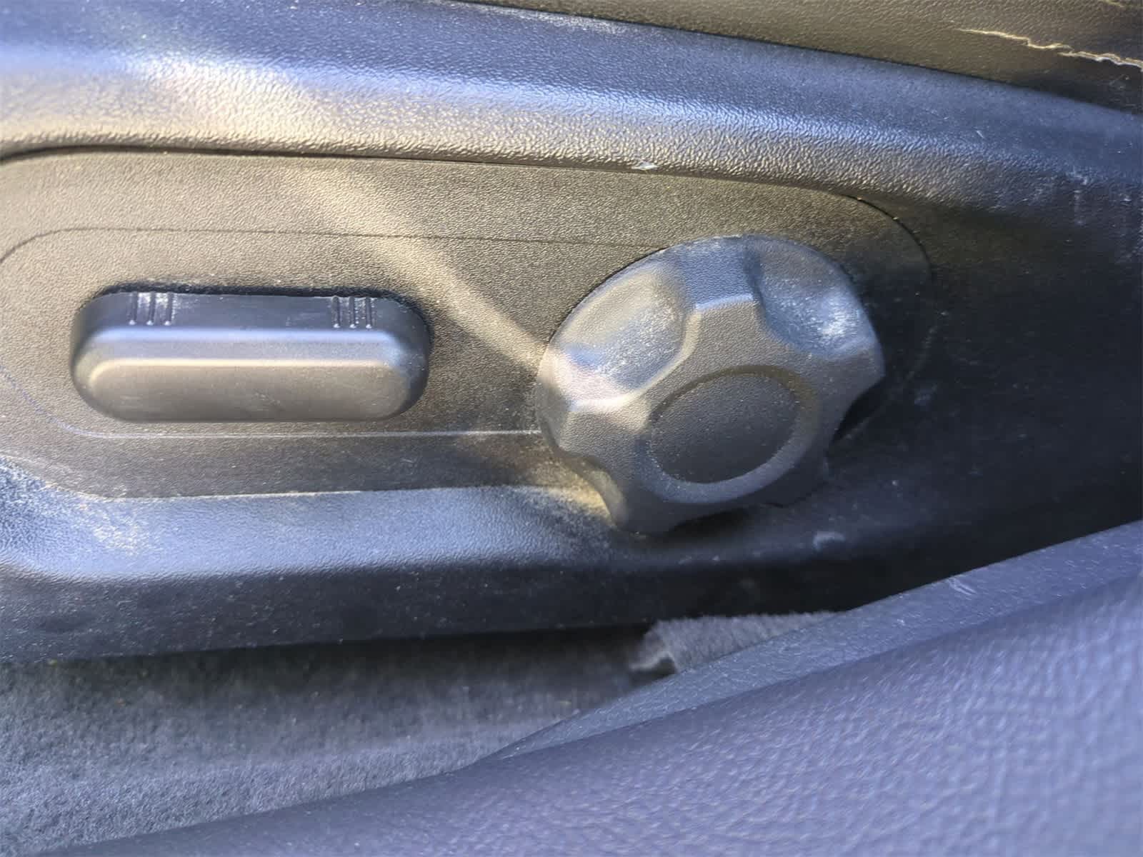 Thumbnail: 2018 Ford Taurus - 18