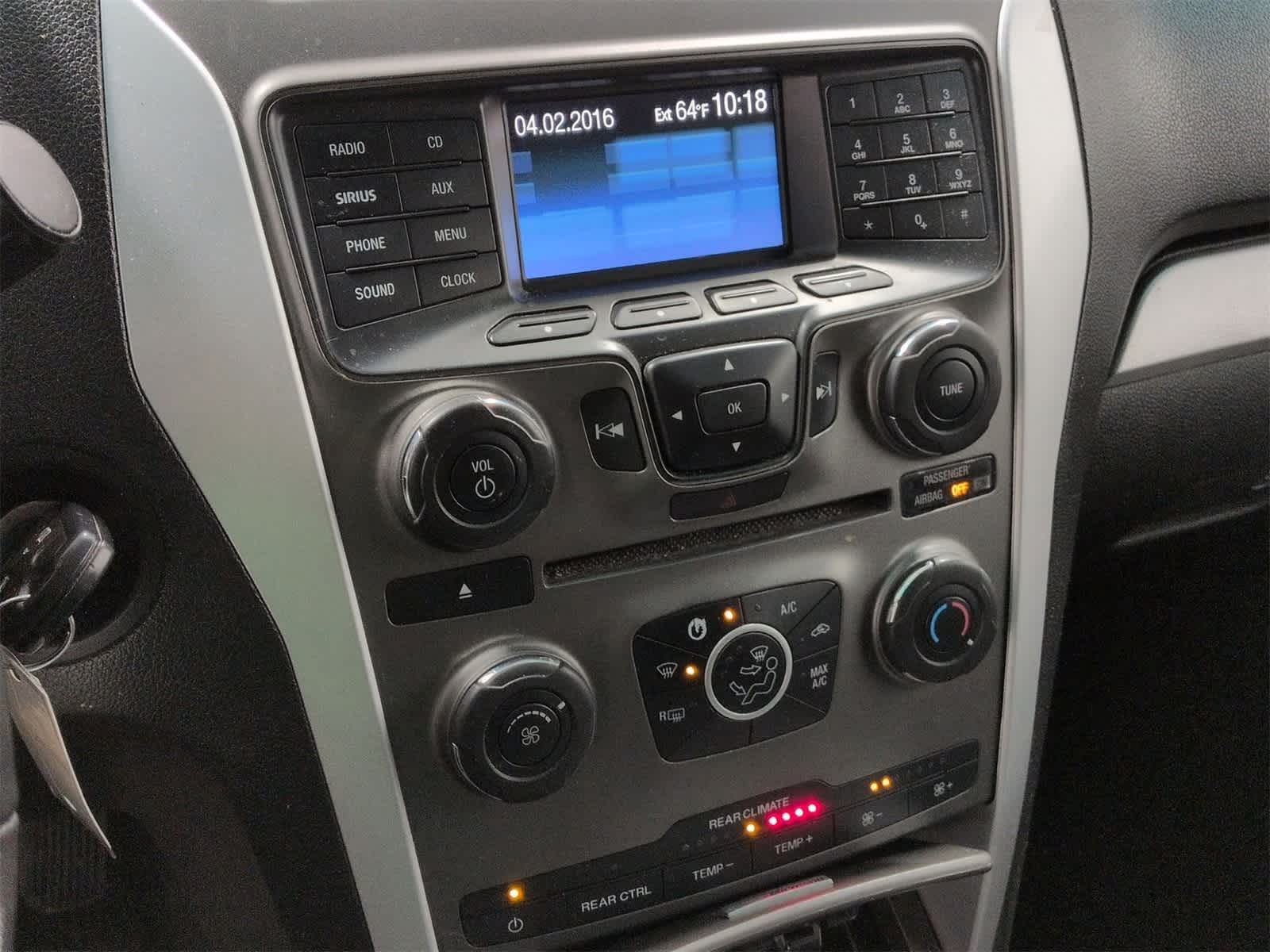 Thumbnail: 2012 Ford Explorer - 28