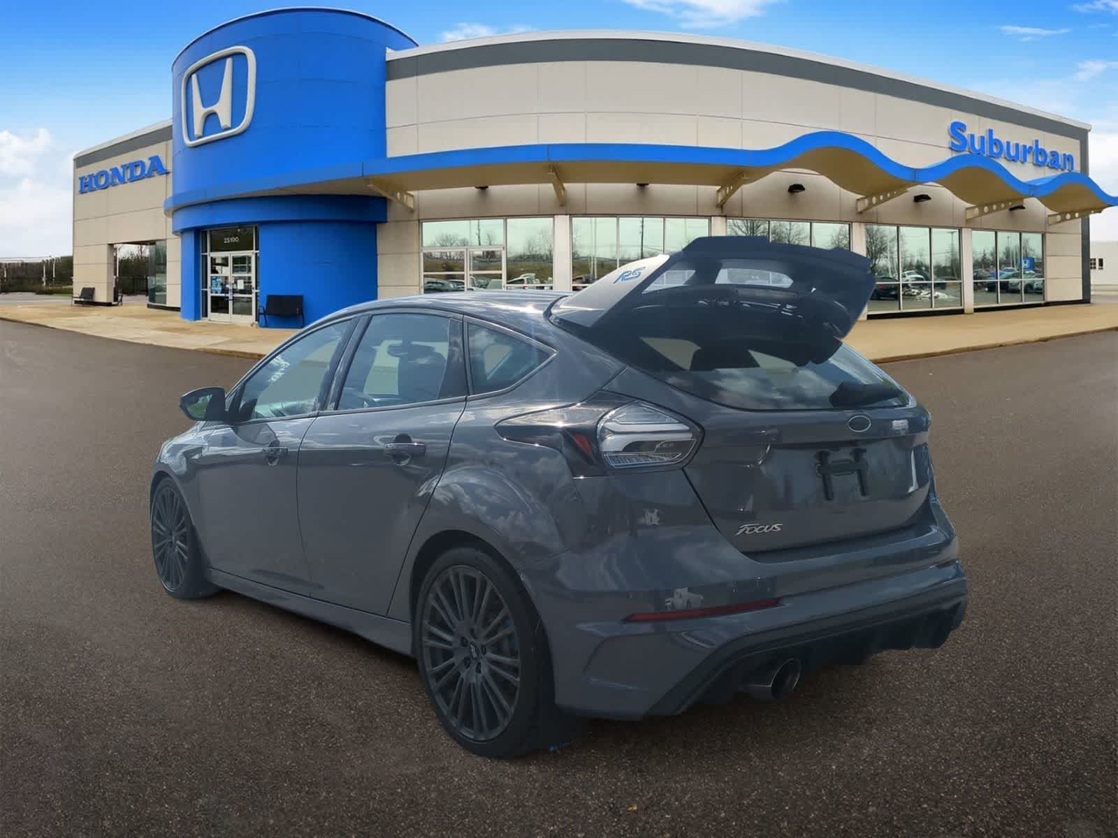 Thumbnail: 2017 Ford Focus - 6