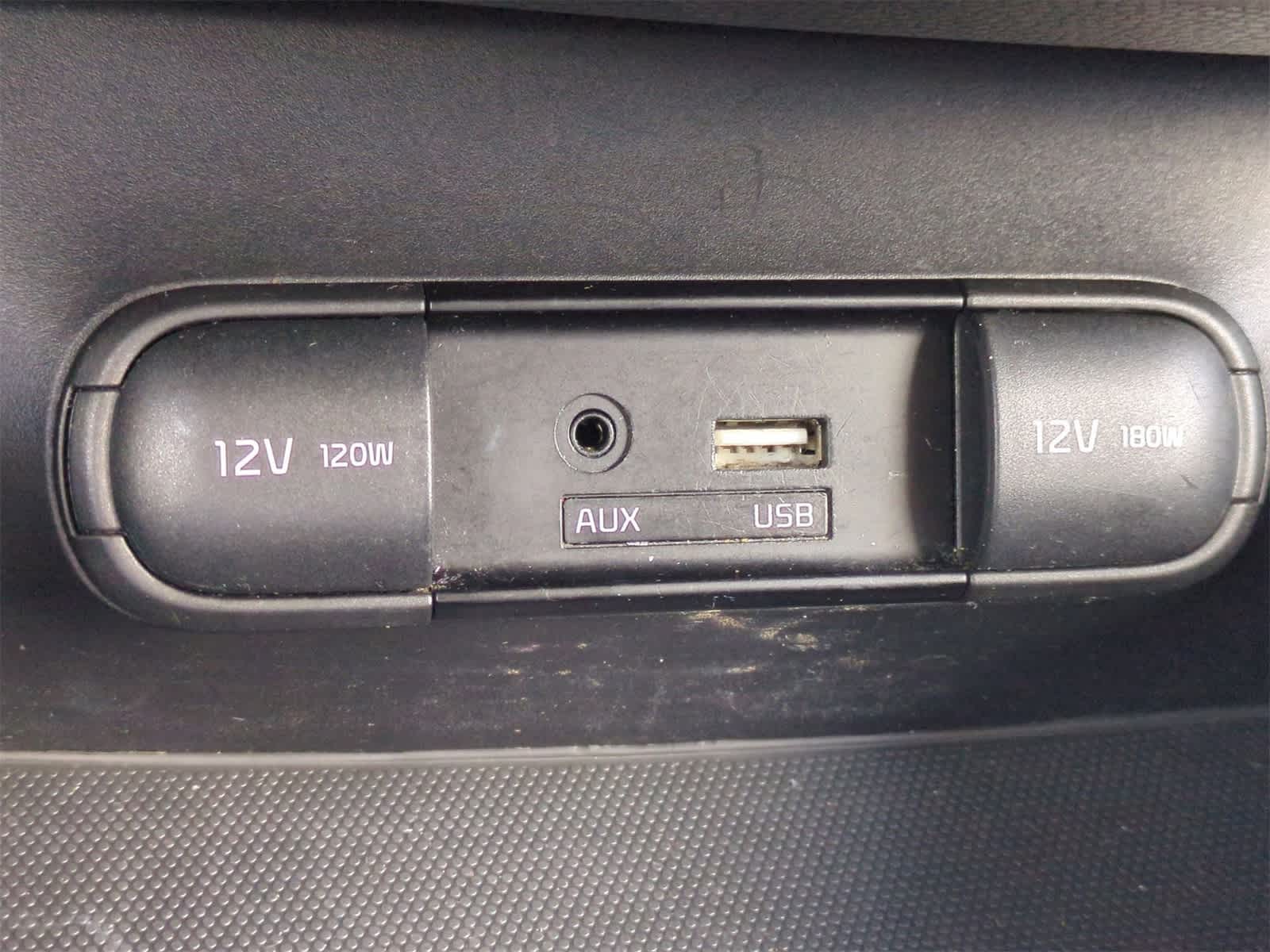 Thumbnail: 2018 Kia Soul - 28
