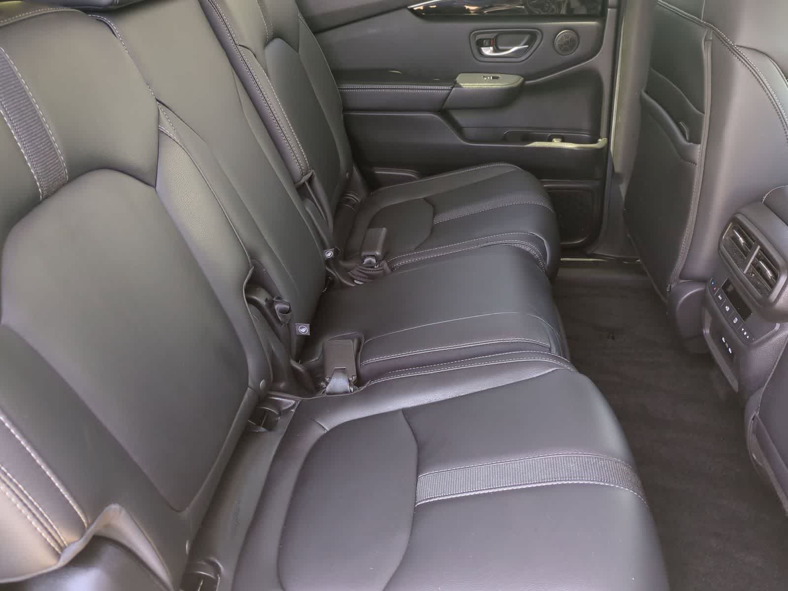 Thumbnail: 2024 Honda Pilot - 20