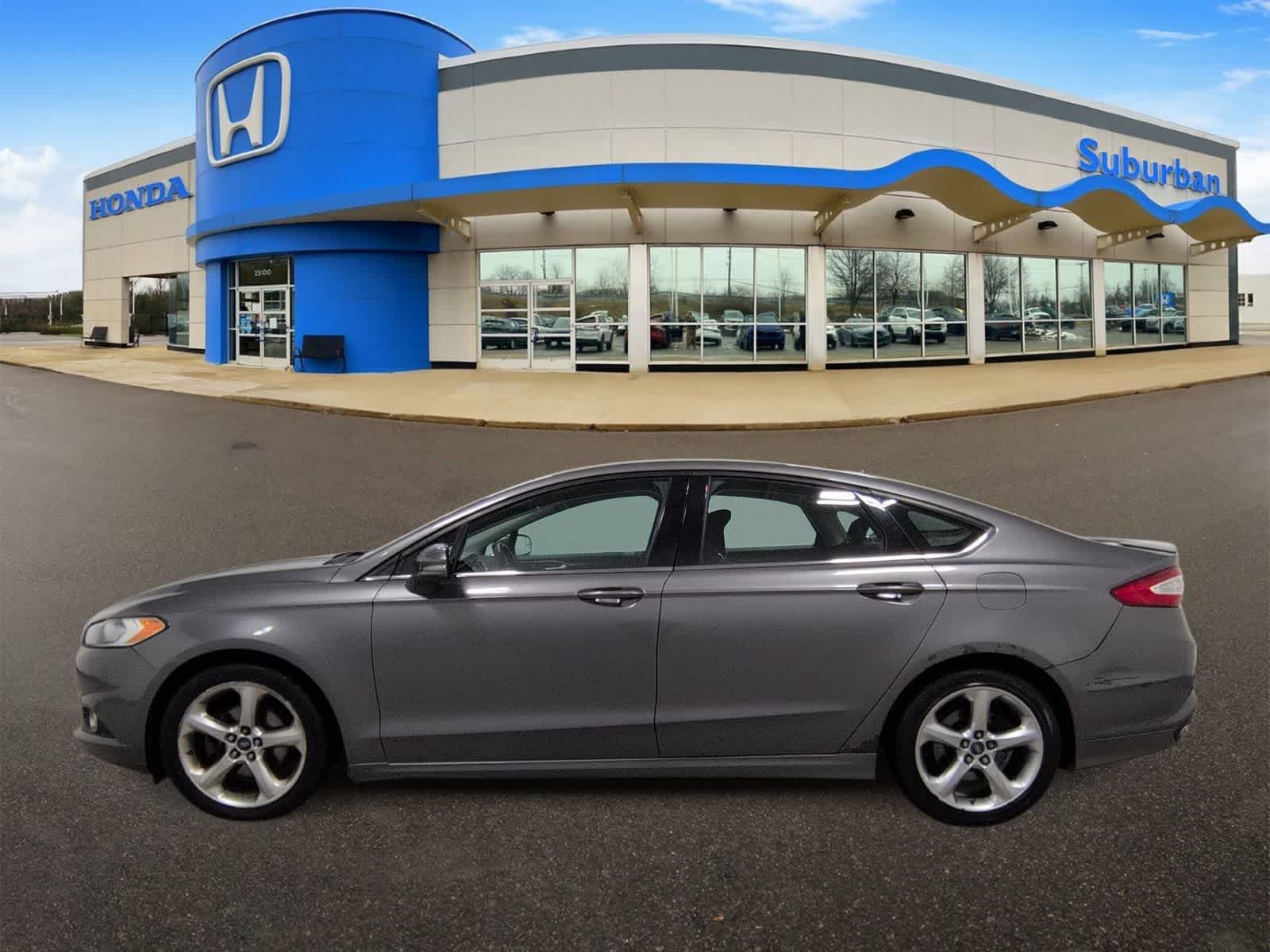 Thumbnail: 2013 Ford Fusion - 5