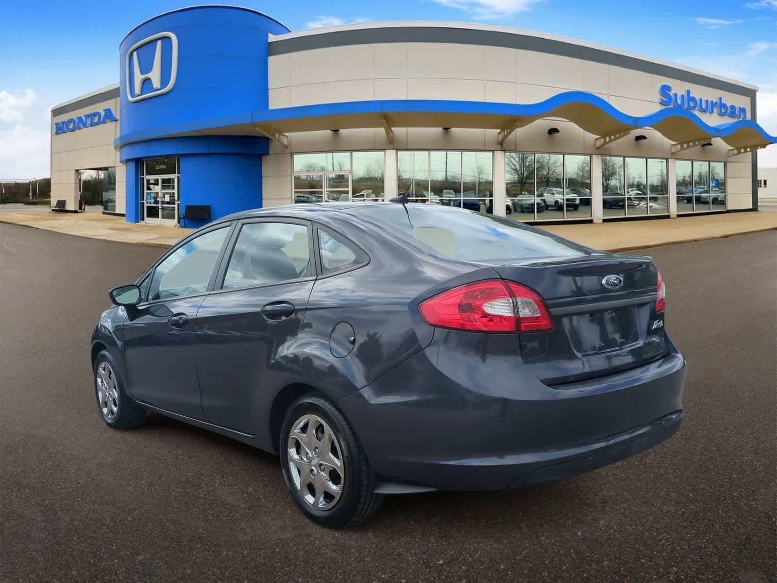Thumbnail: 2013 Ford Fiesta - 6
