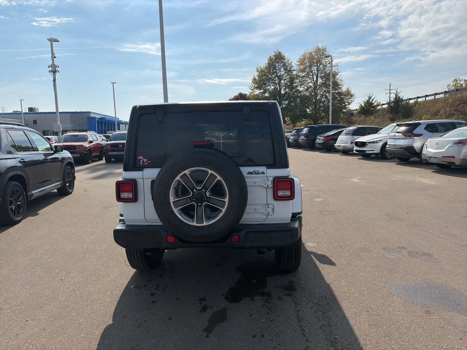 Thumbnail: 2020 Jeep Wrangler - 21