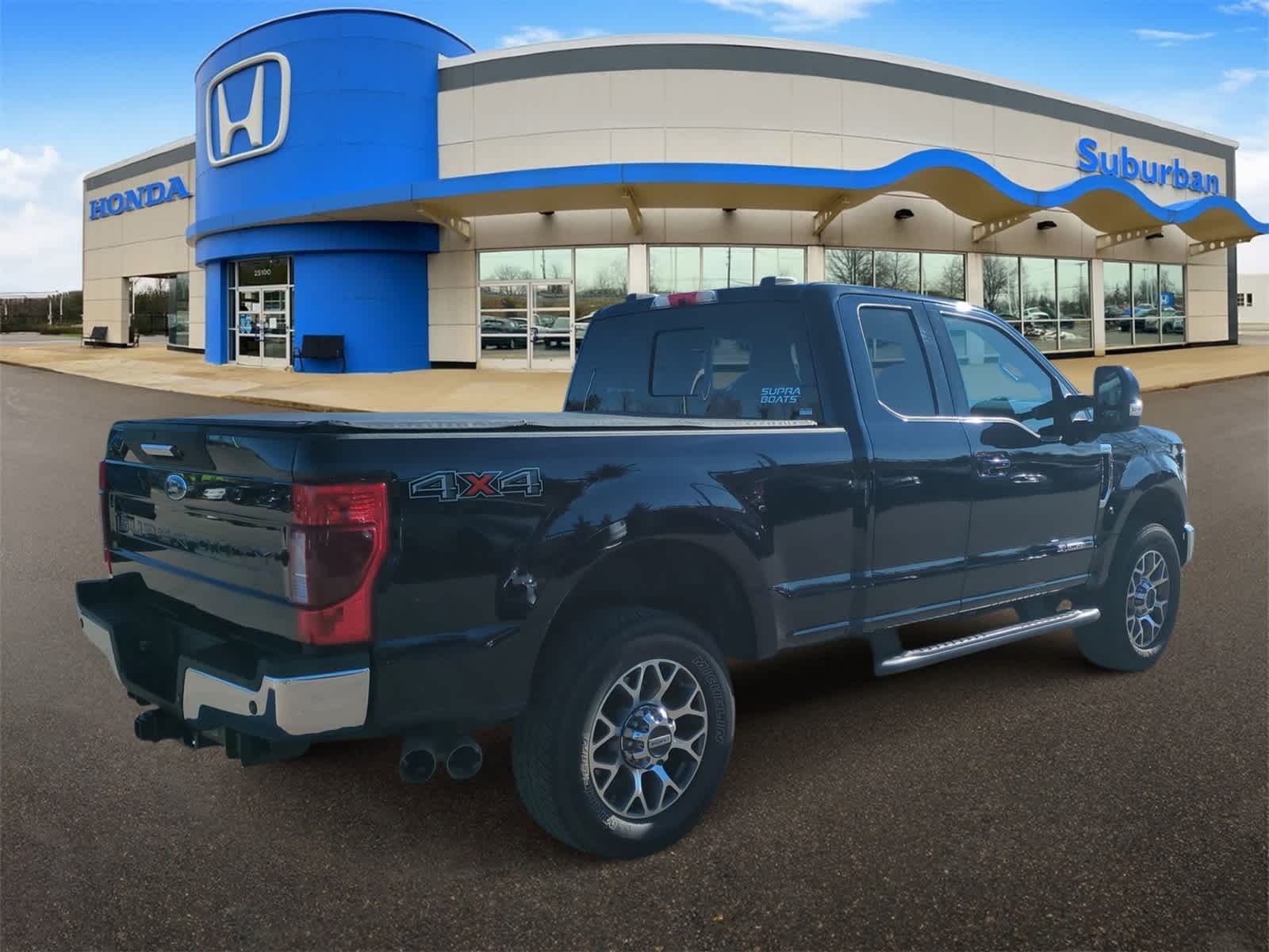 Thumbnail: 2022 Ford Econoline - 8