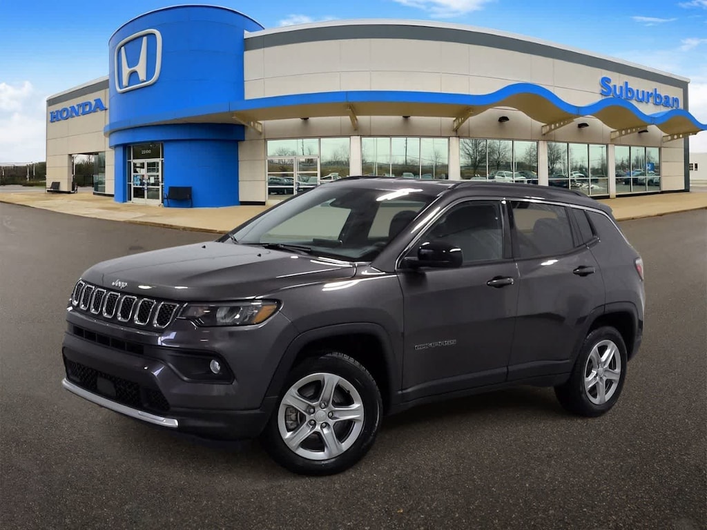 Used 2024 Jeep Compass Latitude SUV
