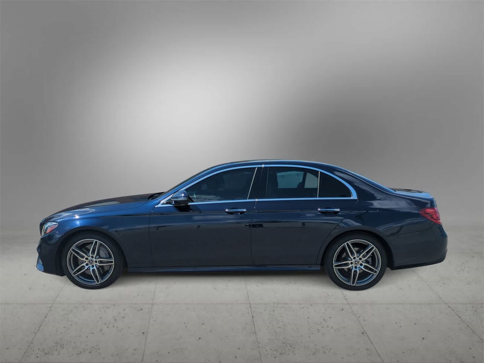 Thumbnail: 2020 Mercedes-Benz E-Class - 5