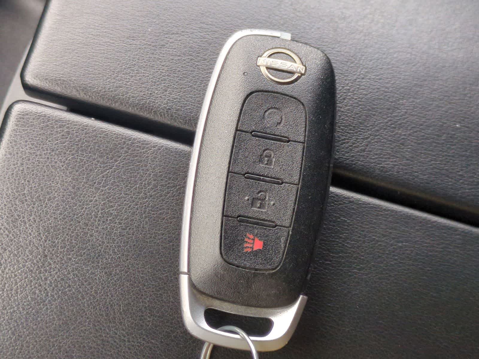 Thumbnail: 2023 Nissan Rogue - 33