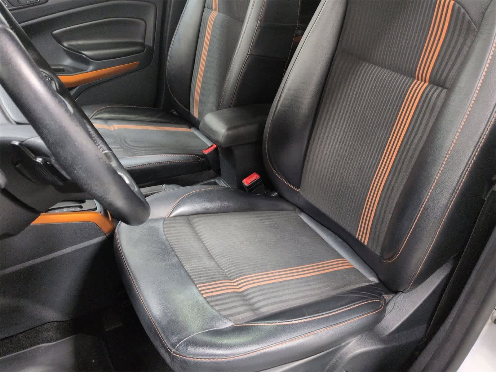 Thumbnail: 2018 Ford EcoSport - 17