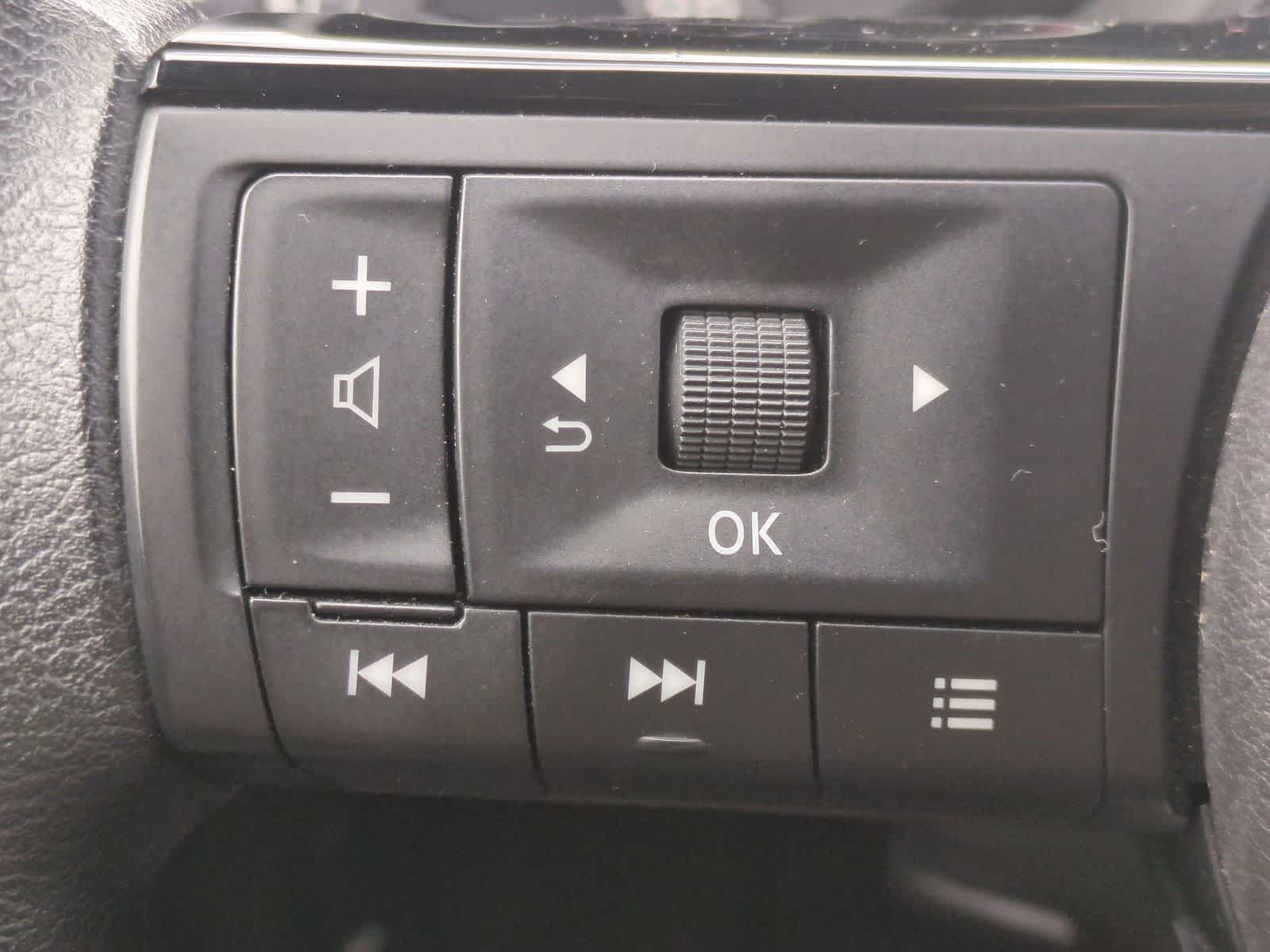 Thumbnail: 2023 Nissan Rogue - 23