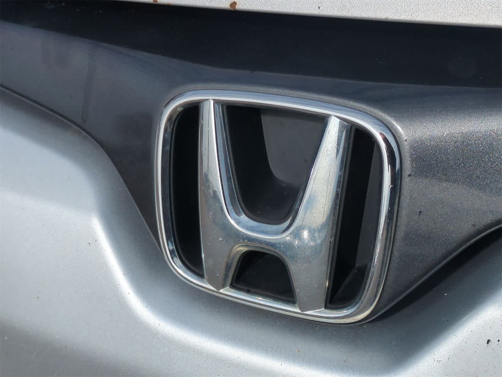 2003 Honda Accord LX 12