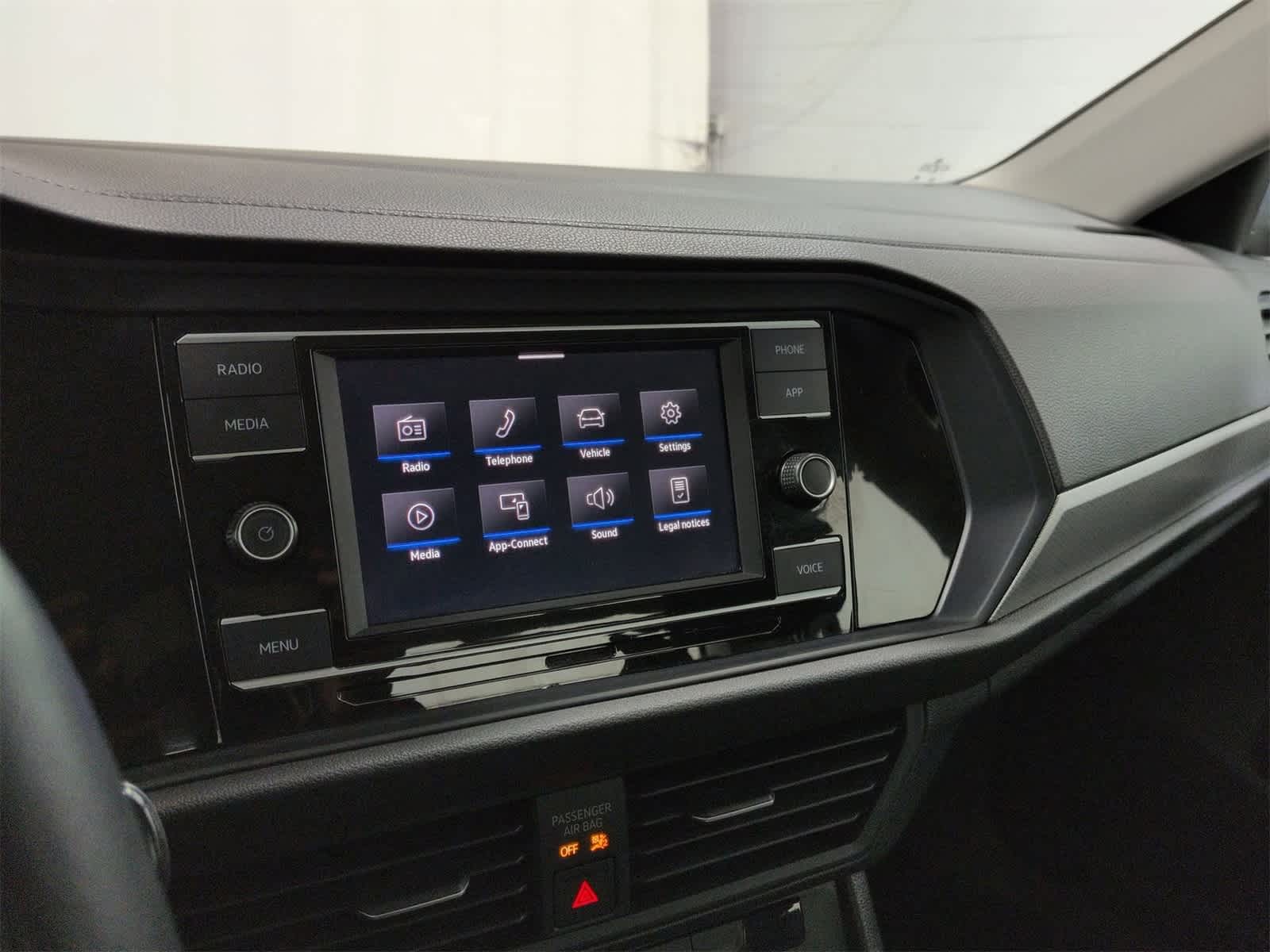 Thumbnail: 2024 Volkswagen Jetta - 28