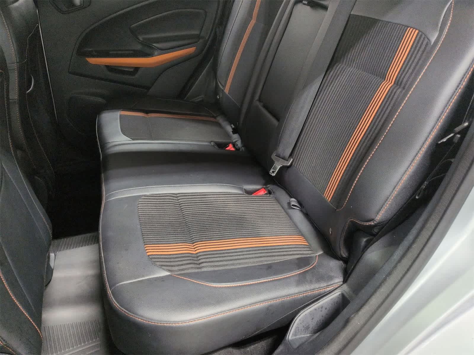 Thumbnail: 2018 Ford EcoSport - 21