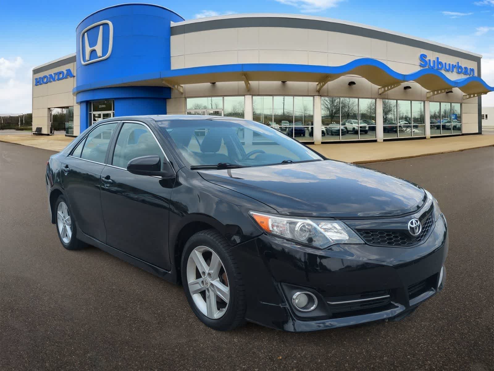 Used 2012 Toyota Camry SE with VIN 4T1BF1FK9CU092692 for sale in Farmington Hills, MI